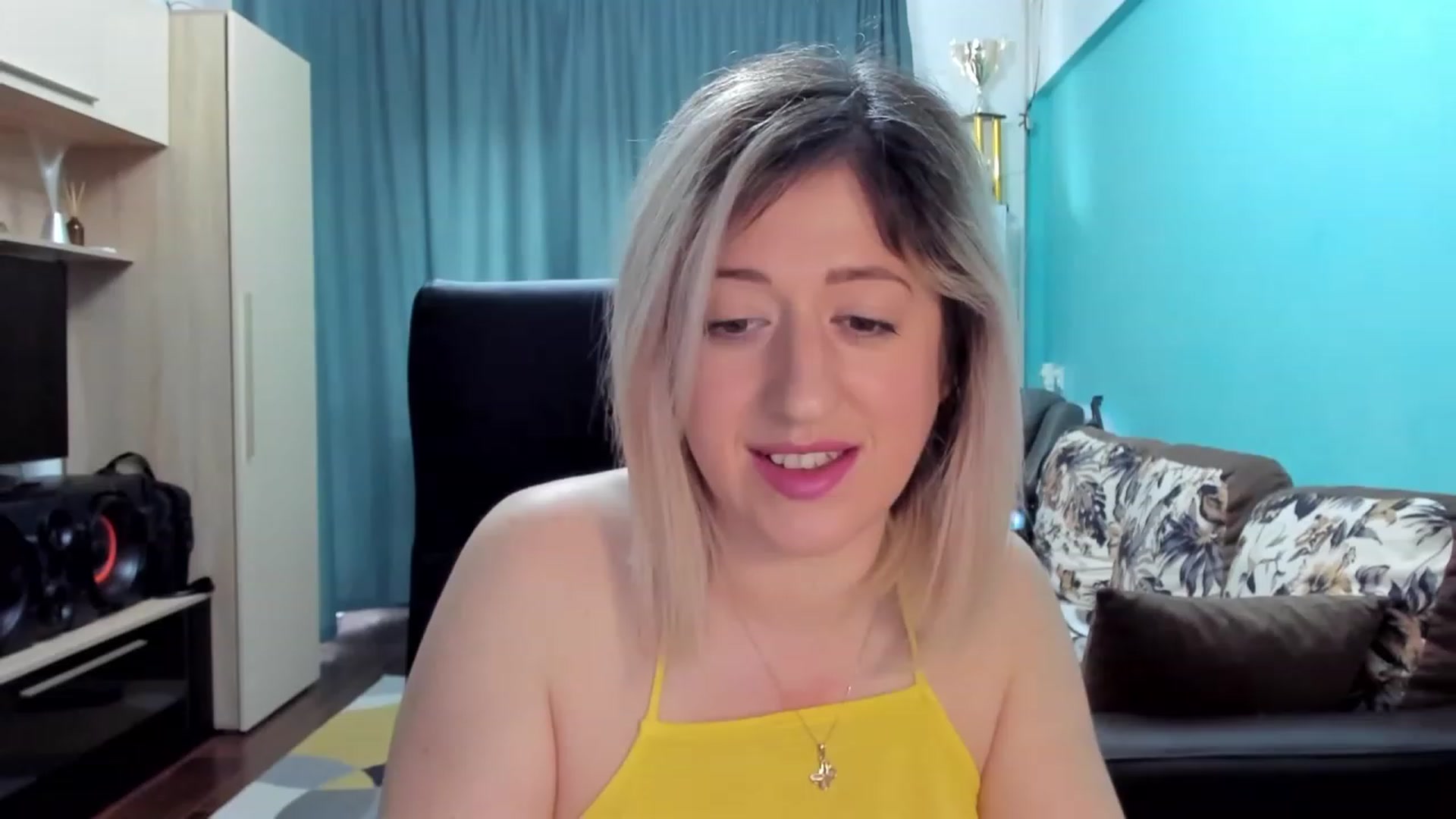 Gallery image thumbnail from SweetDelia_'s myfreecams stream on, 02/29/2024, 13:30 image 18 of 20