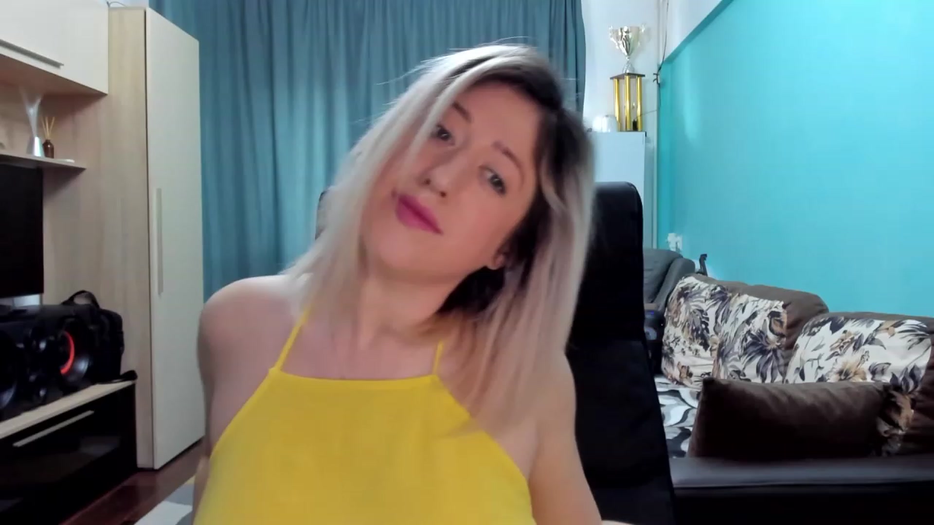 Gallery image thumbnail from SweetDelia_'s myfreecams stream on, 02/29/2024, 13:30 image 16 of 20