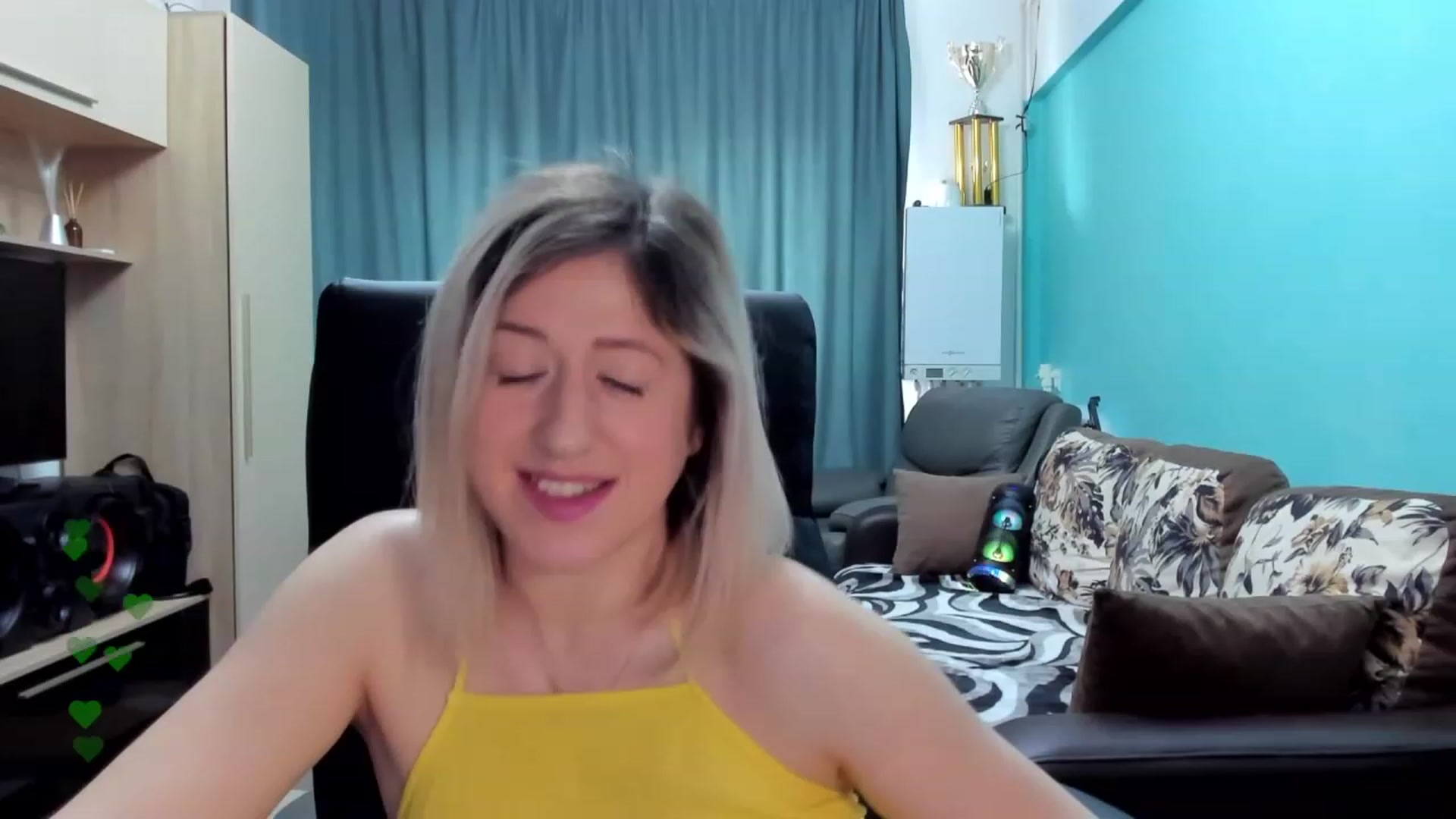 Gallery image thumbnail from SweetDelia_'s myfreecams stream on, 02/29/2024, 13:30 image 12 of 20