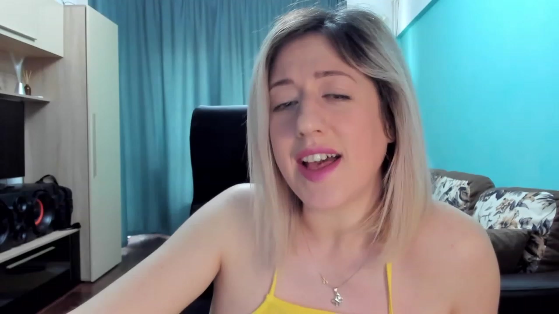 Gallery image thumbnail from SweetDelia_'s myfreecams stream on, 02/29/2024, 13:30 image 6 of 20