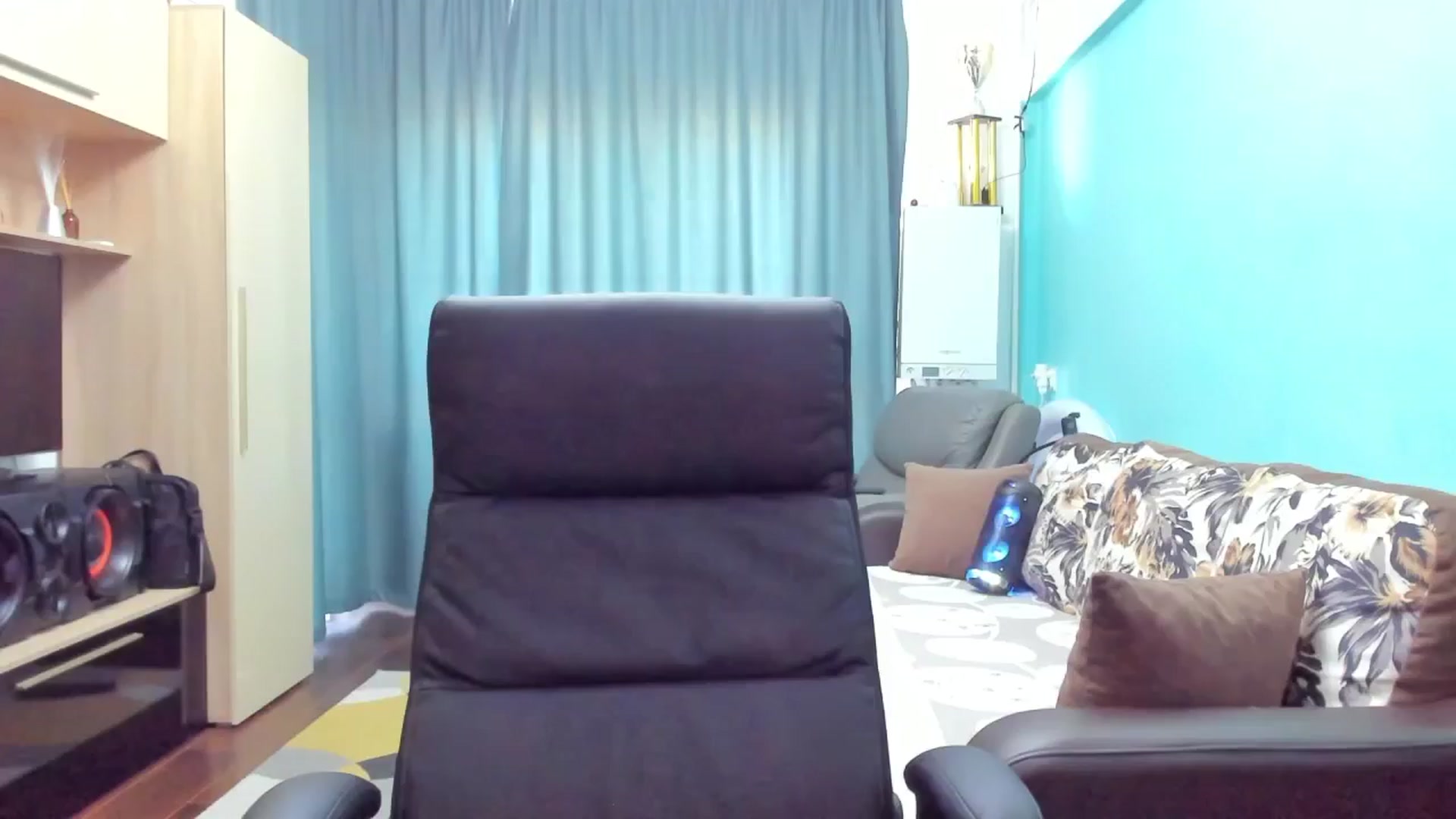 Gallery image thumbnail from SweetDelia_'s myfreecams stream on, 03/21/2024, 13:05 image 11 of 20