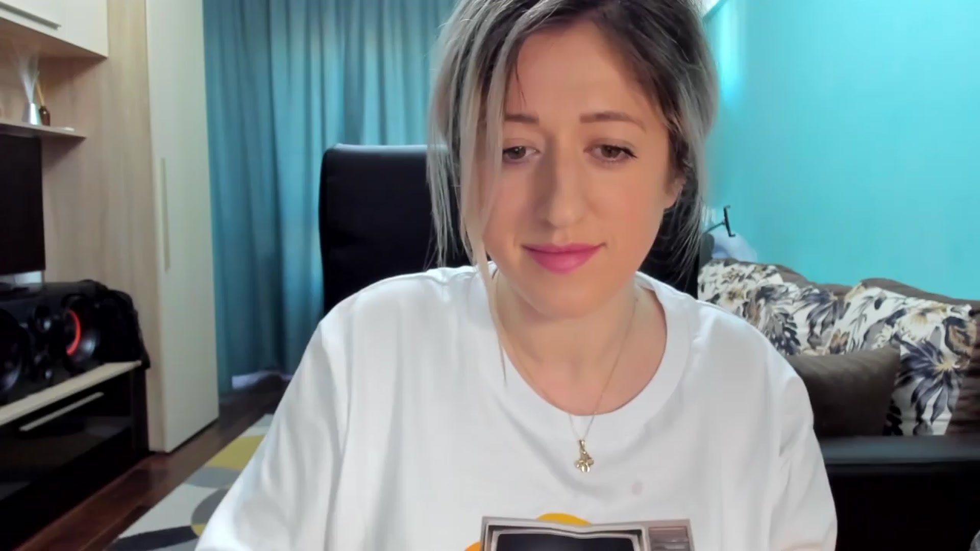Gallery image thumbnail from SweetDelia_'s myfreecams stream on, 03/26/2024, 13:21 image 8 of 20