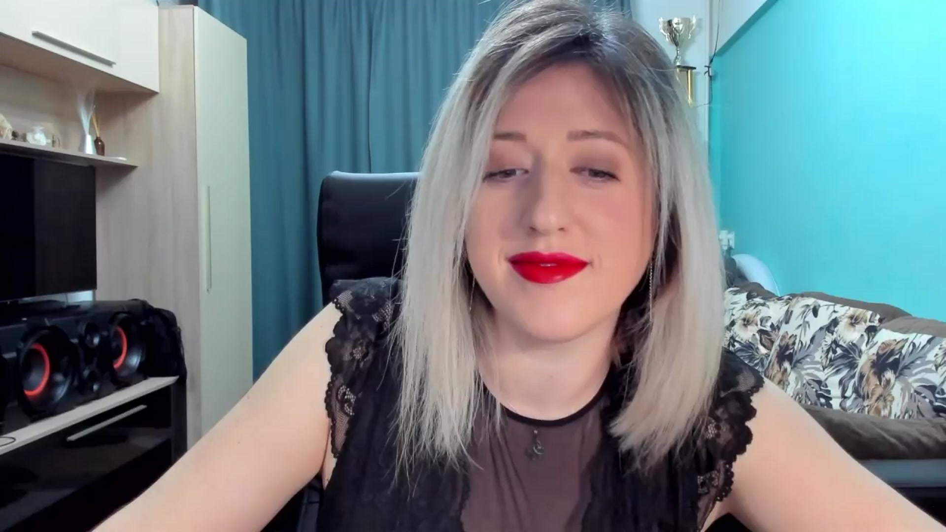 Gallery image thumbnail from SweetDelia_'s myfreecams stream on, 03/30/2024, 17:51 image 19 of 20