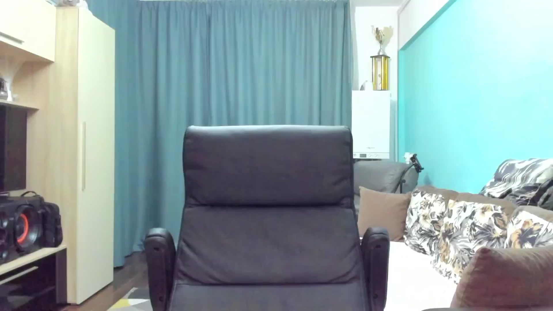 Gallery image thumbnail from SweetDelia_'s myfreecams stream on, 09/15/2024, 24:04 image 12 of 20