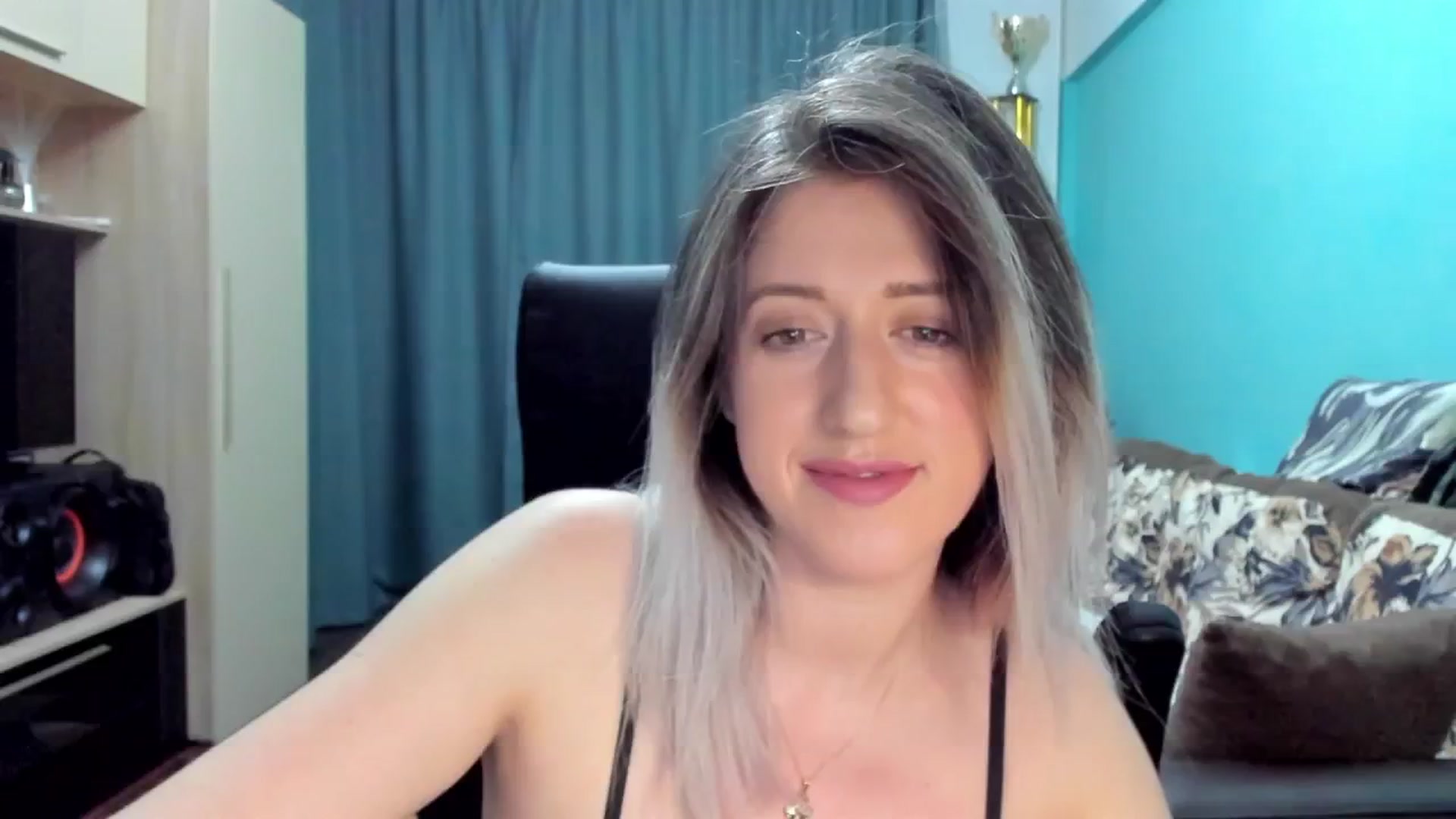 Gallery image thumbnail from SweetDelia_'s myfreecams stream on, 09/16/2024, 24:03 image 1 of 20