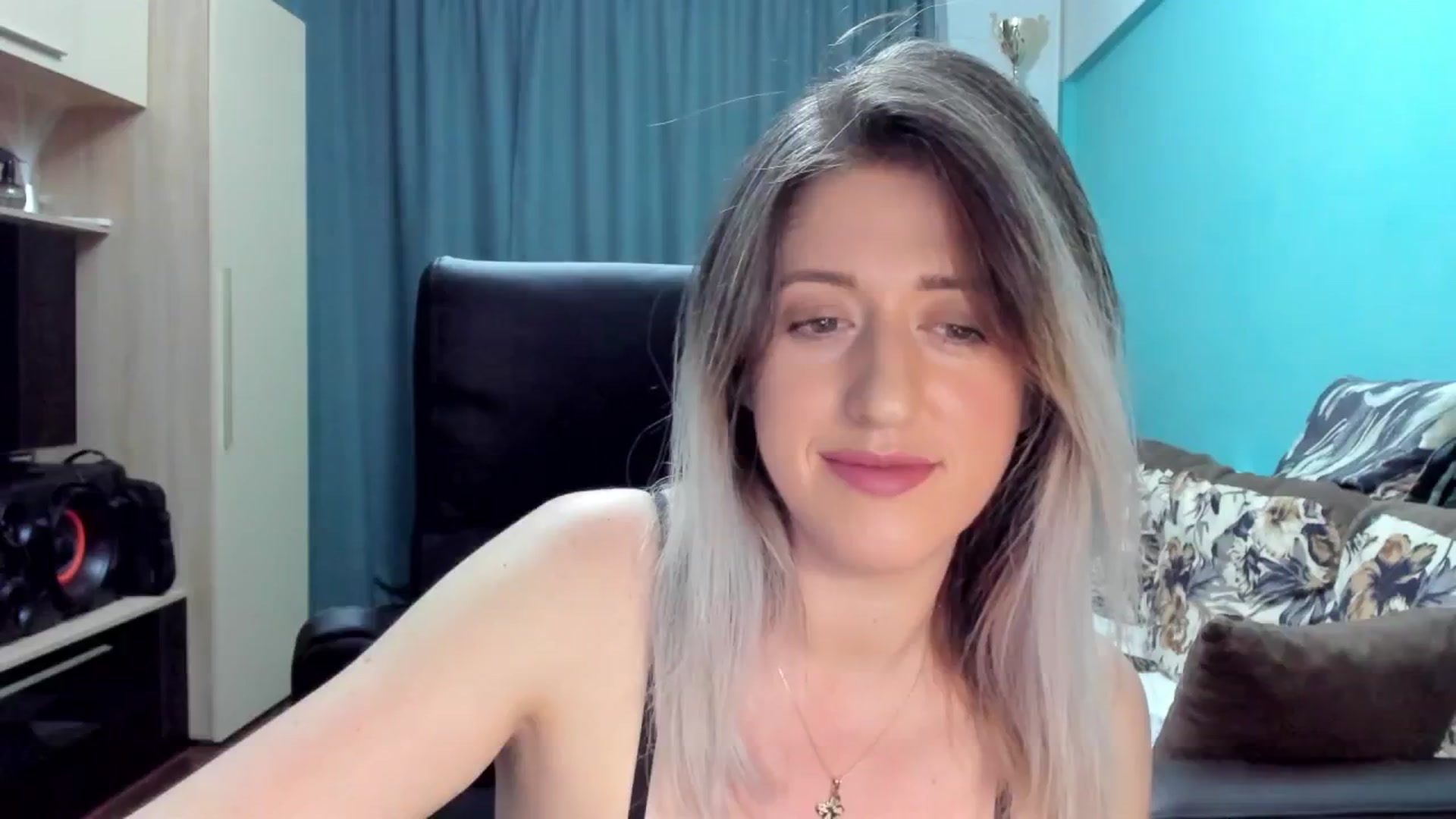 Gallery image thumbnail from SweetDelia_'s myfreecams stream on, 09/16/2024, 24:03 image 20 of 20