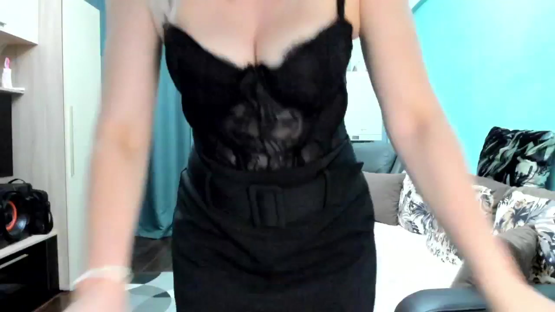 Gallery image thumbnail from SweetDelia_'s myfreecams stream on, 09/22/2024, 24:00 image 12 of 20