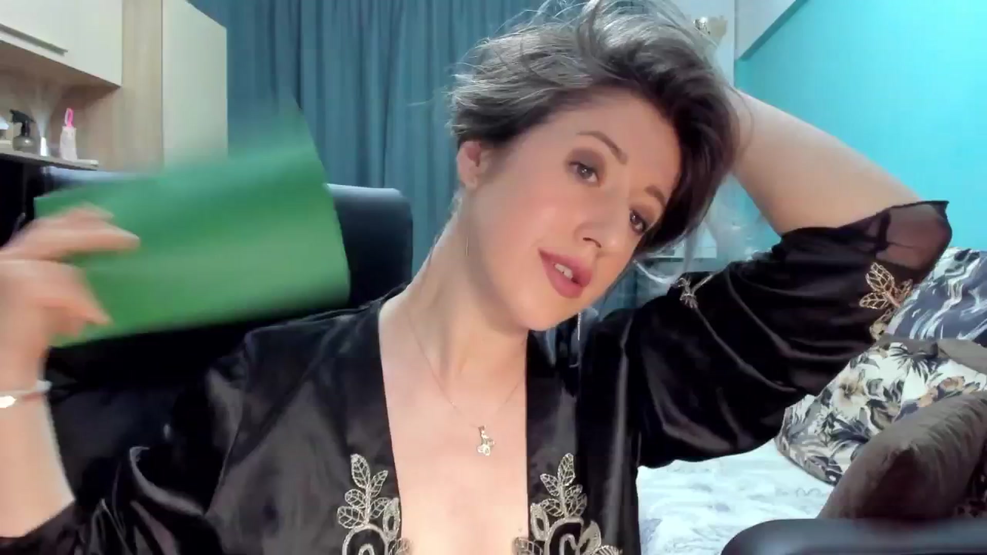 Gallery image thumbnail from SweetDelia_'s myfreecams stream on, 09/29/2024, 23:21 image 14 of 20