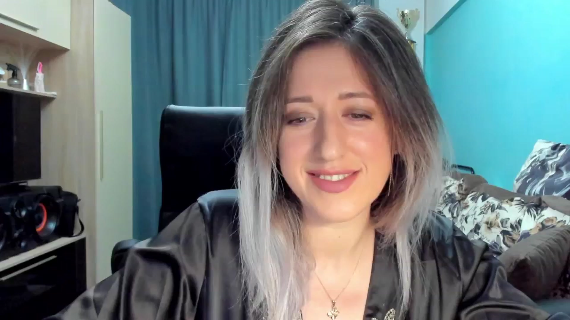 Gallery image thumbnail from SweetDelia_'s myfreecams stream on, 09/29/2024, 23:21 image 9 of 20