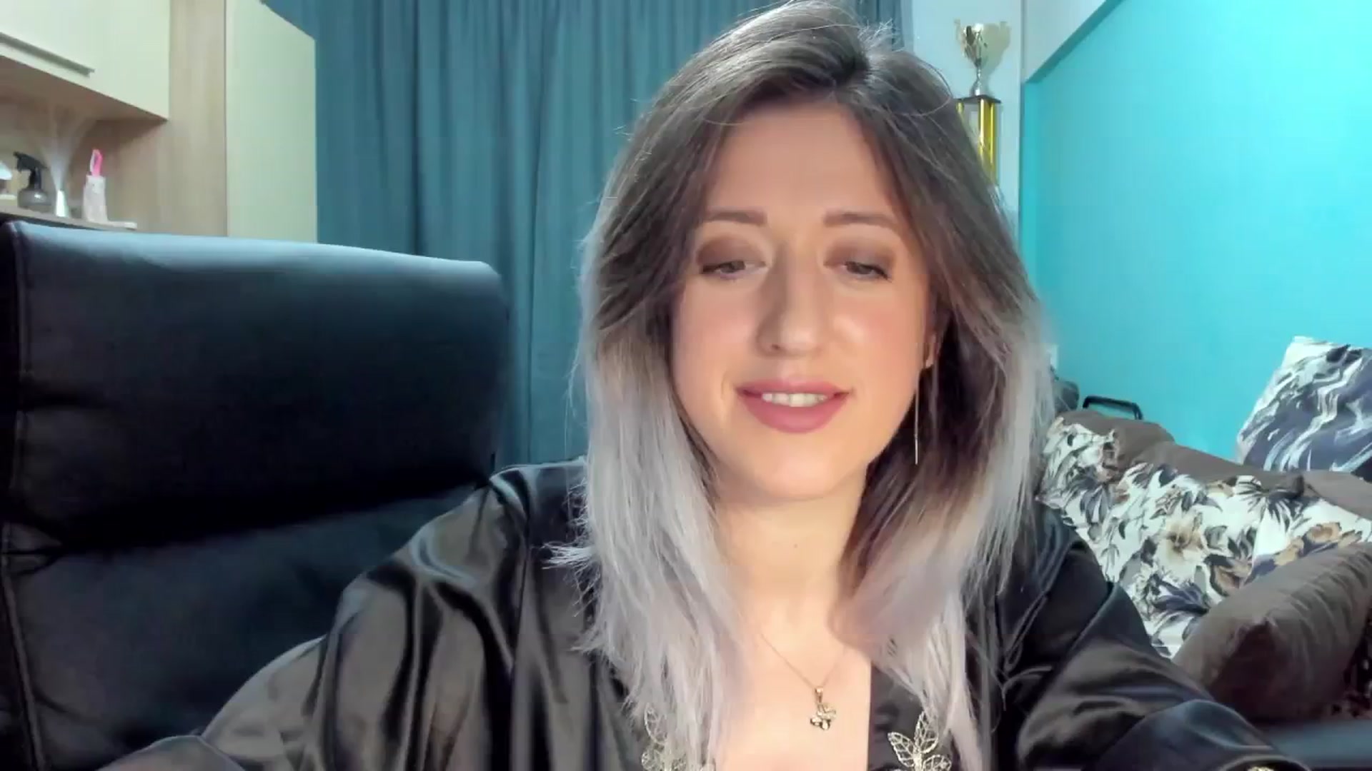 Gallery image thumbnail from SweetDelia_'s myfreecams stream on, 09/29/2024, 23:21 image 16 of 20