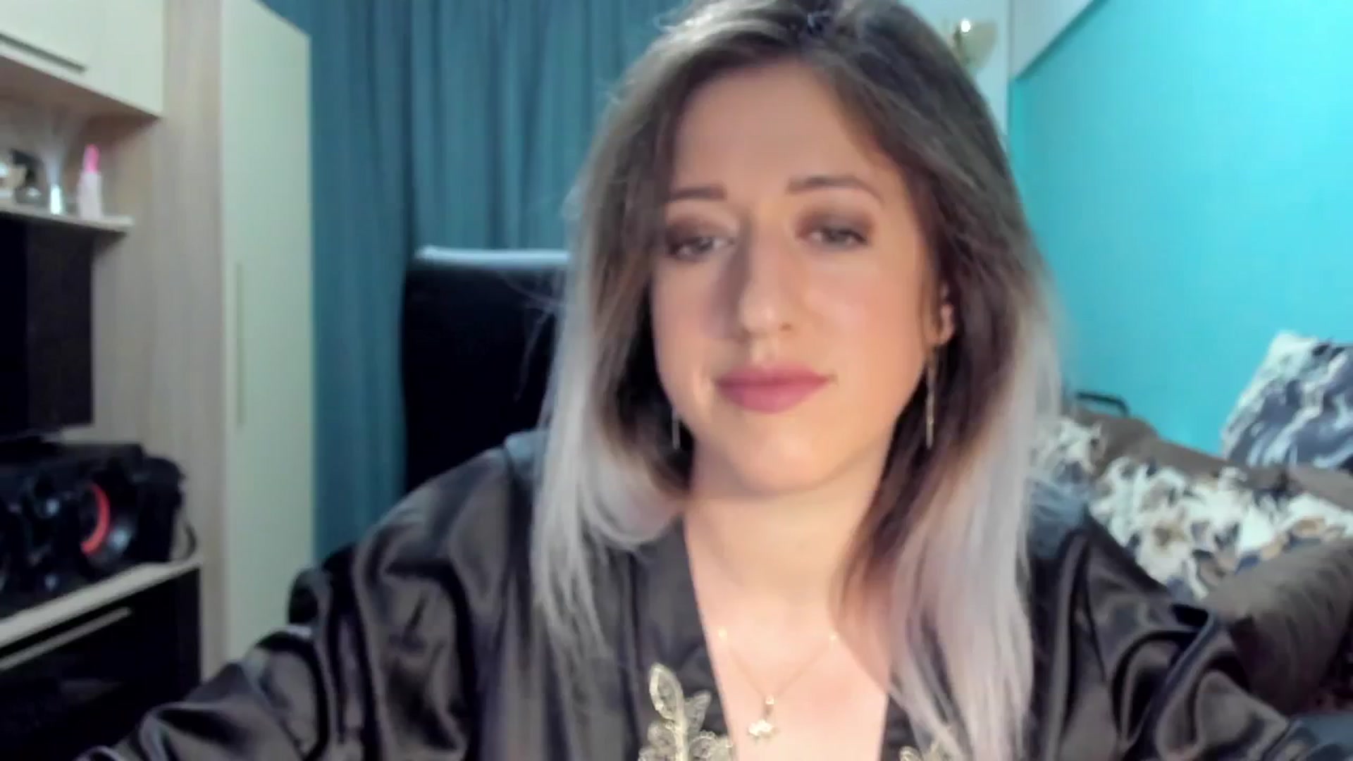 Gallery image thumbnail from SweetDelia_'s myfreecams stream on, 09/29/2024, 23:21 image 2 of 20