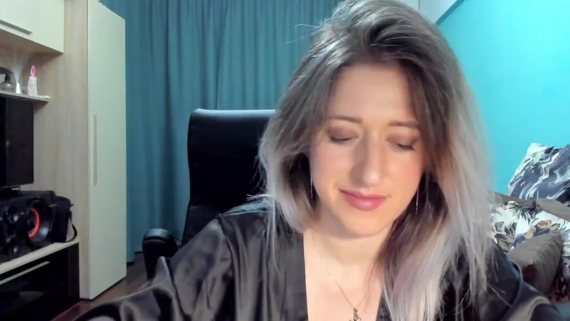 Gallery image thumbnail from SweetDelia_'s myfreecams stream on, 09/30/2024, 01:30 image 14 of 20