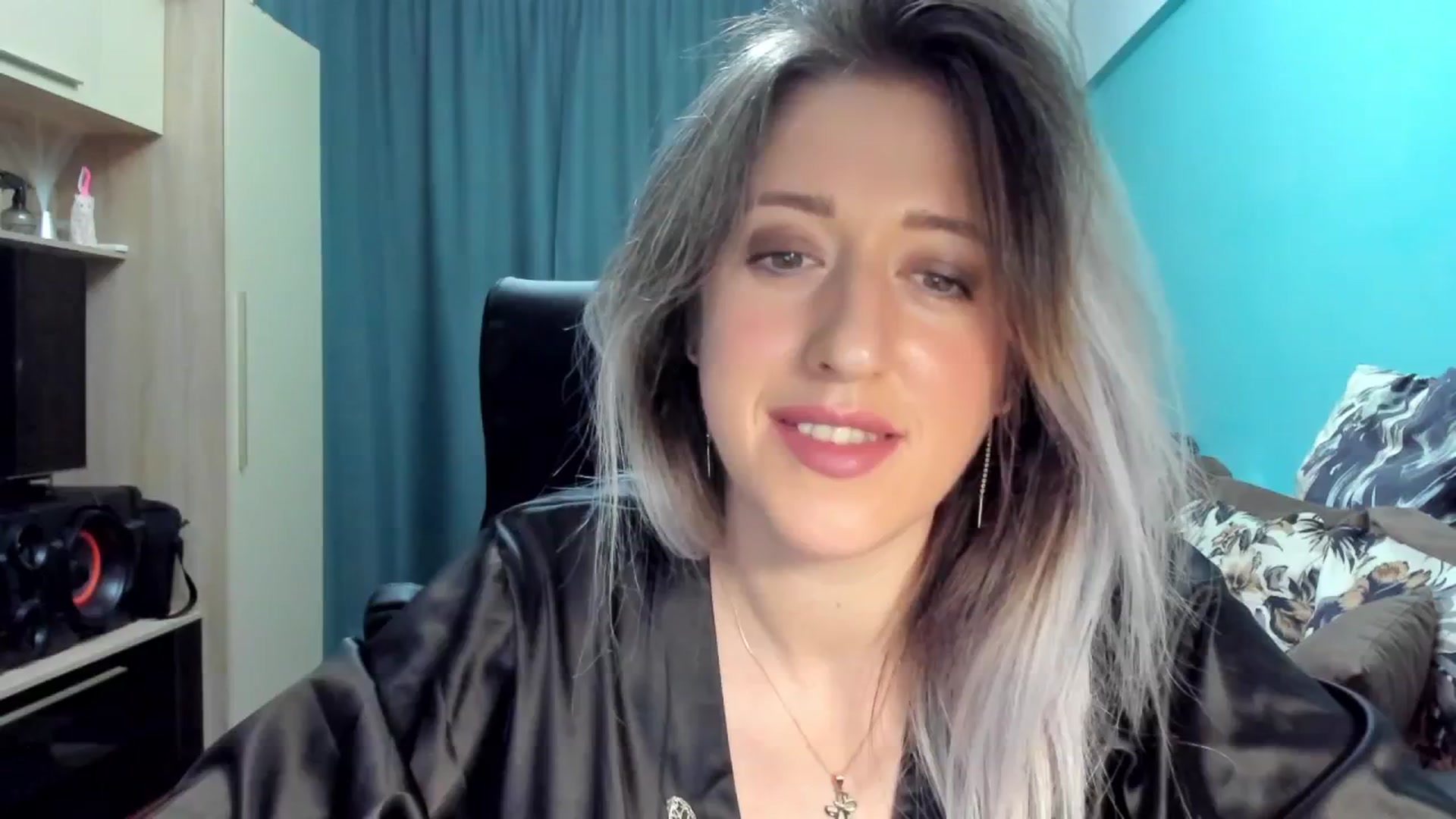 Gallery image thumbnail from SweetDelia_'s myfreecams stream on, 09/30/2024, 01:30 image 7 of 20