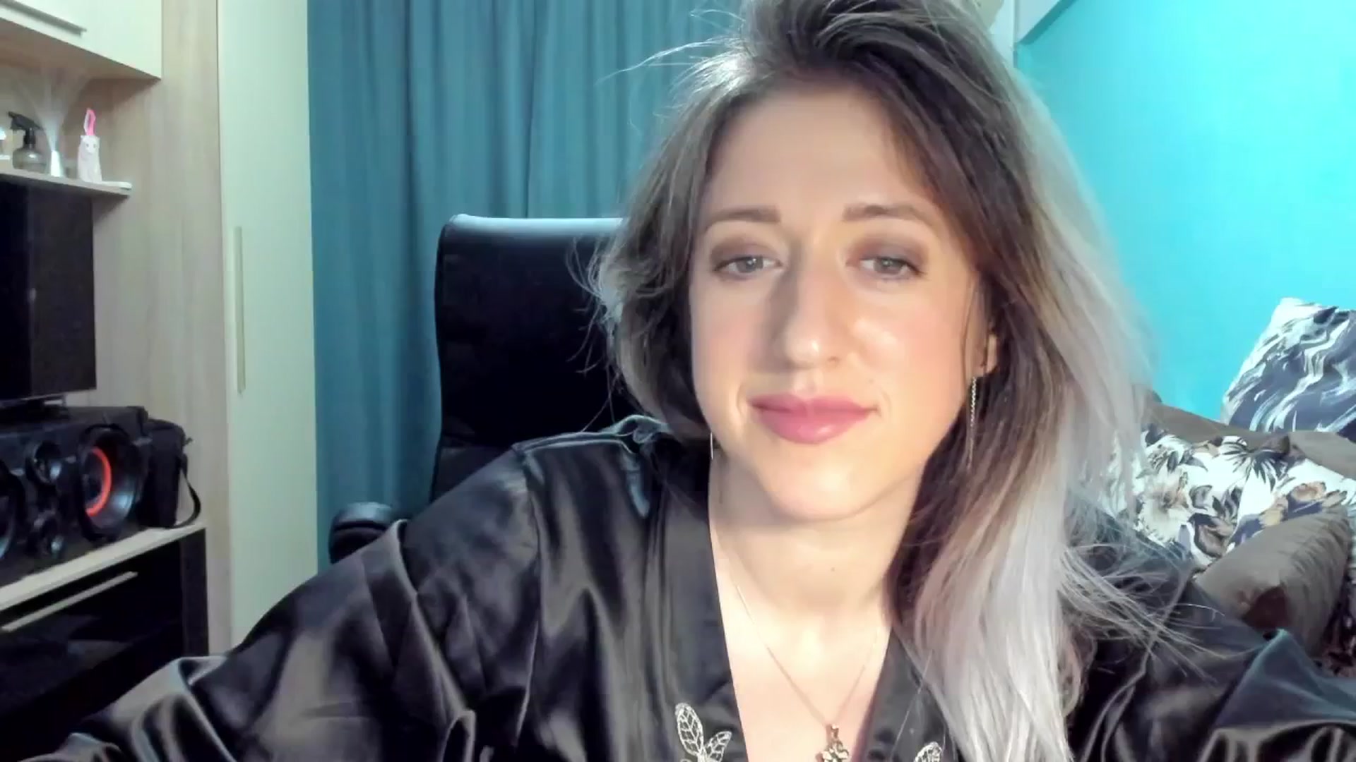 Gallery image thumbnail from SweetDelia_'s myfreecams stream on, 09/30/2024, 01:30 image 2 of 20
