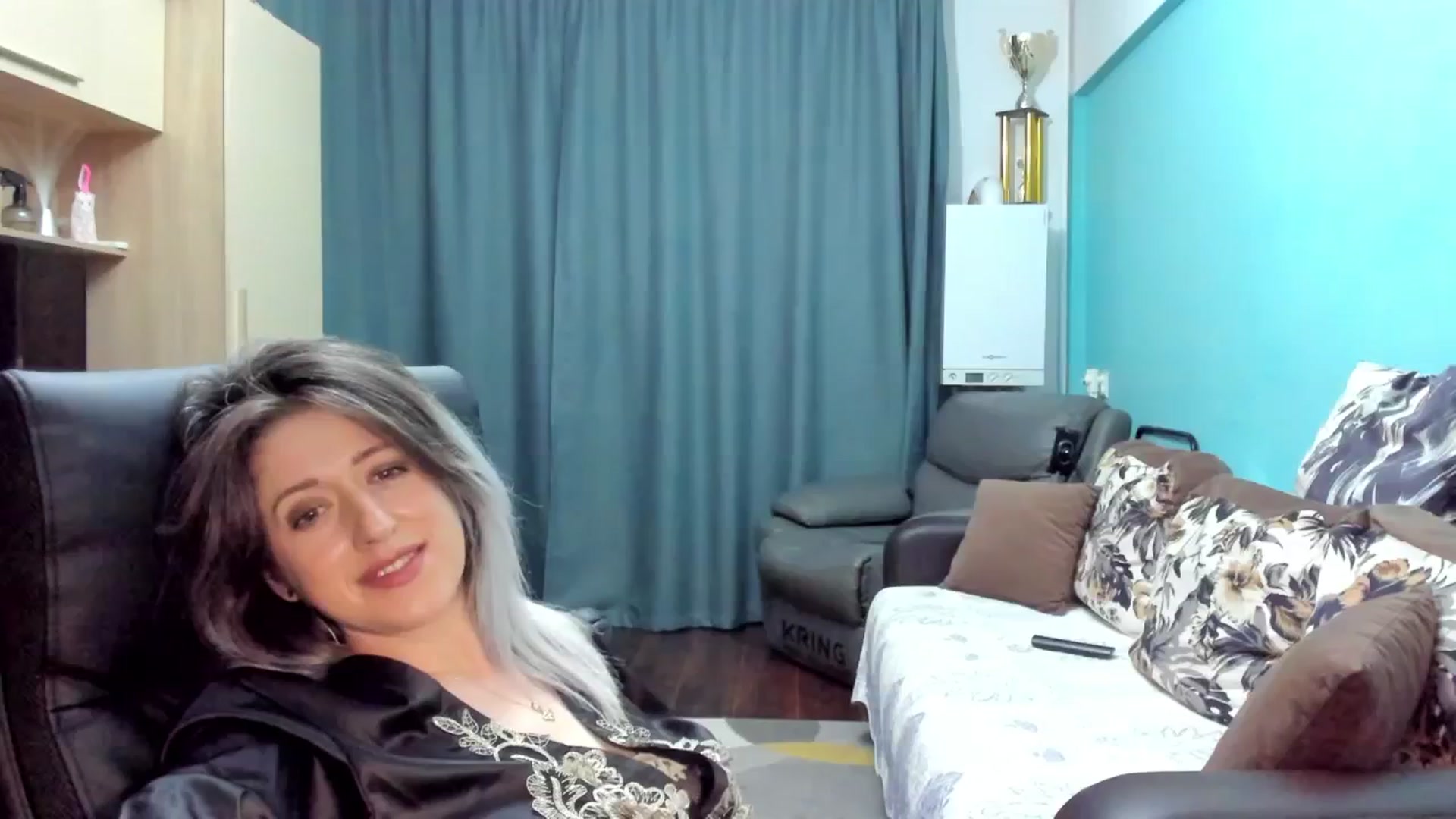 Gallery image thumbnail from SweetDelia_'s myfreecams stream on, 09/30/2024, 02:07 image 9 of 20
