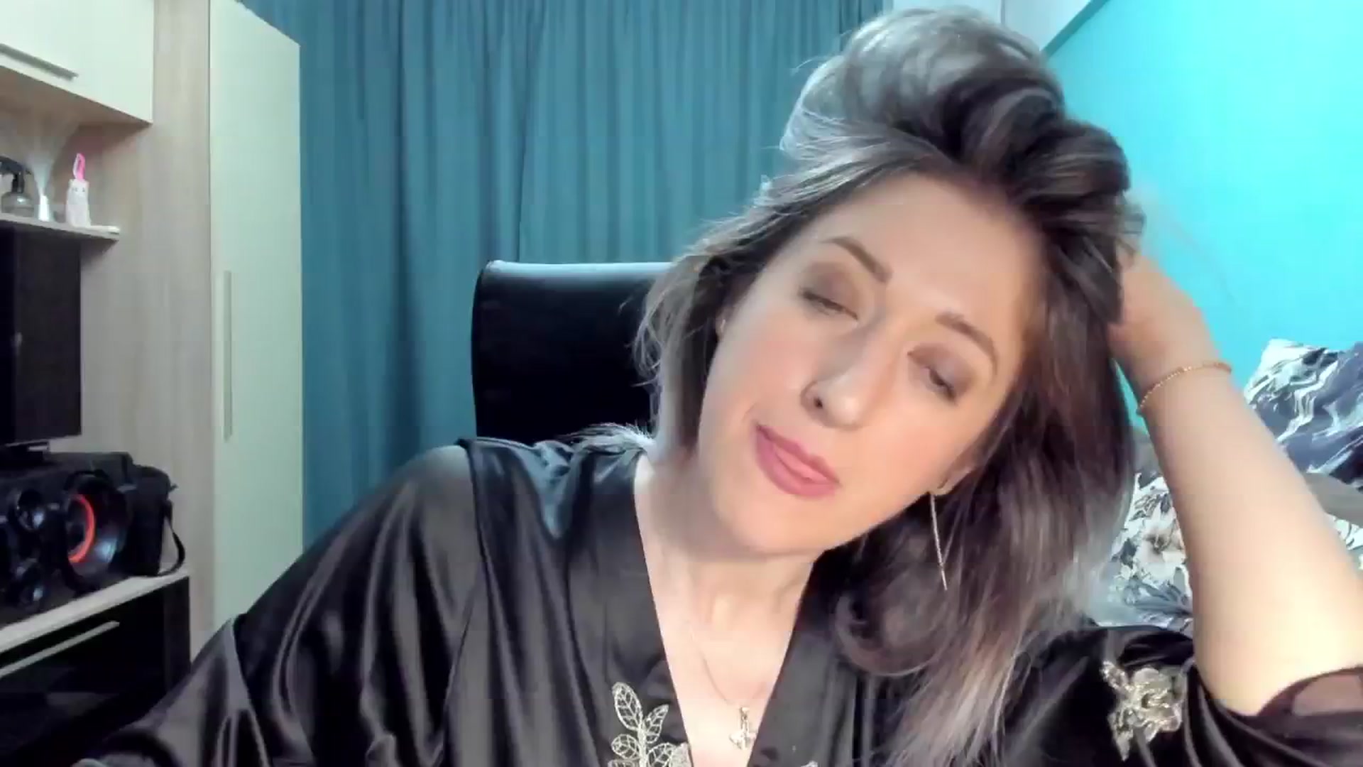 Gallery image thumbnail from SweetDelia_'s myfreecams stream on, 09/30/2024, 02:07 image 3 of 20