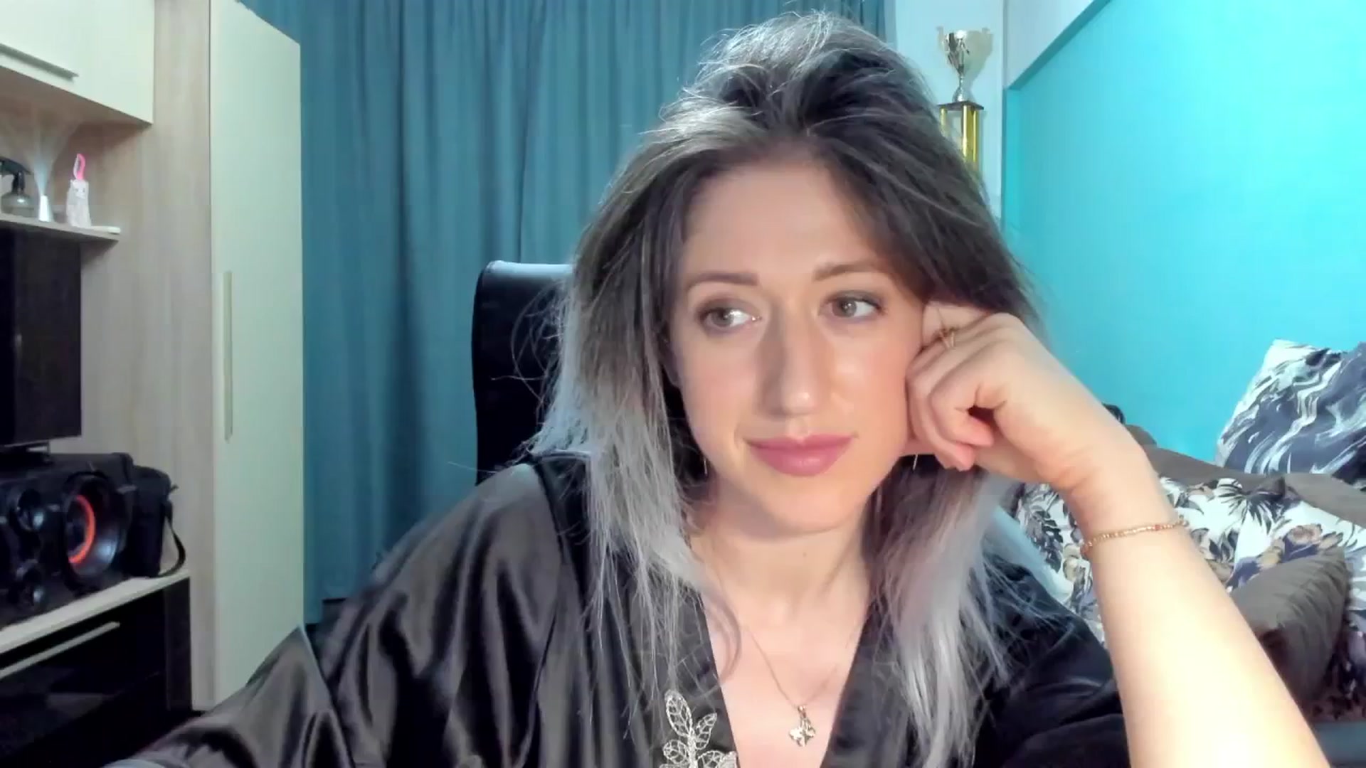 Gallery image thumbnail from SweetDelia_'s myfreecams stream on, 09/30/2024, 02:07 image 4 of 20
