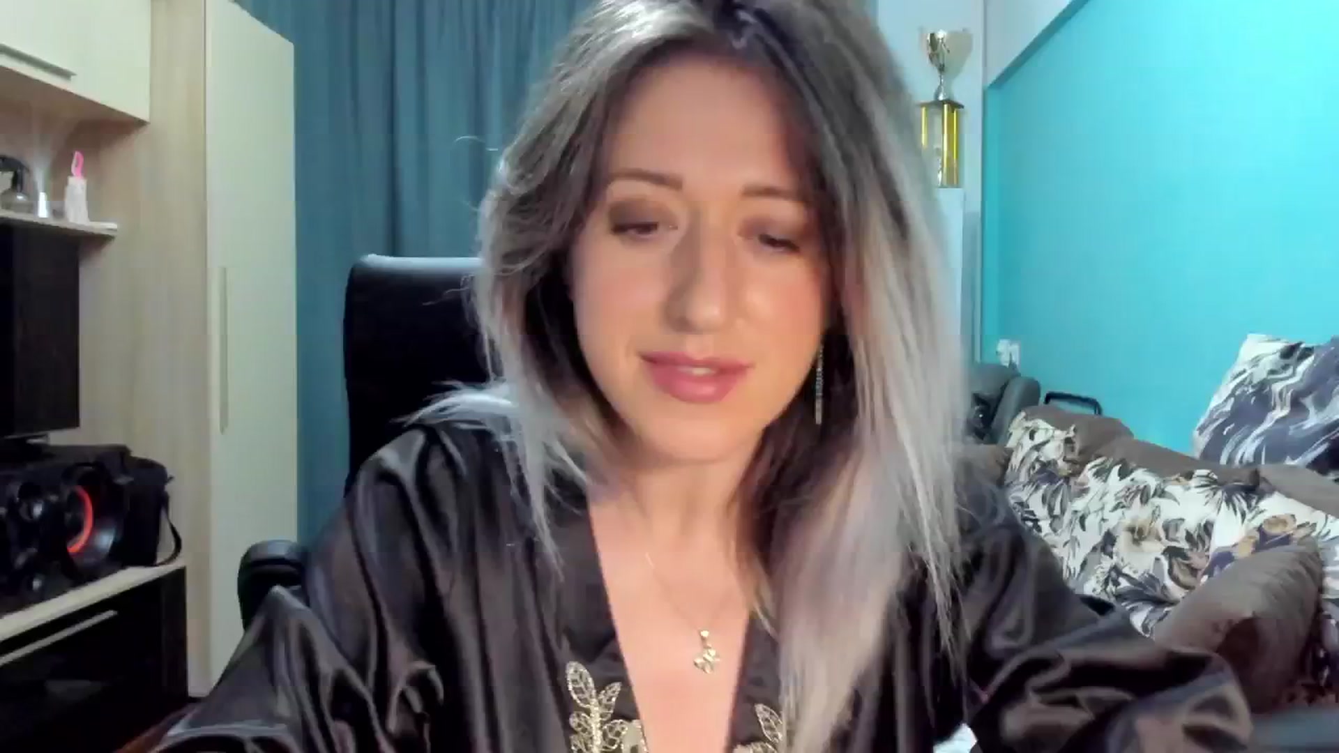 Gallery image thumbnail from SweetDelia_'s myfreecams stream on, 09/30/2024, 02:07 image 15 of 20