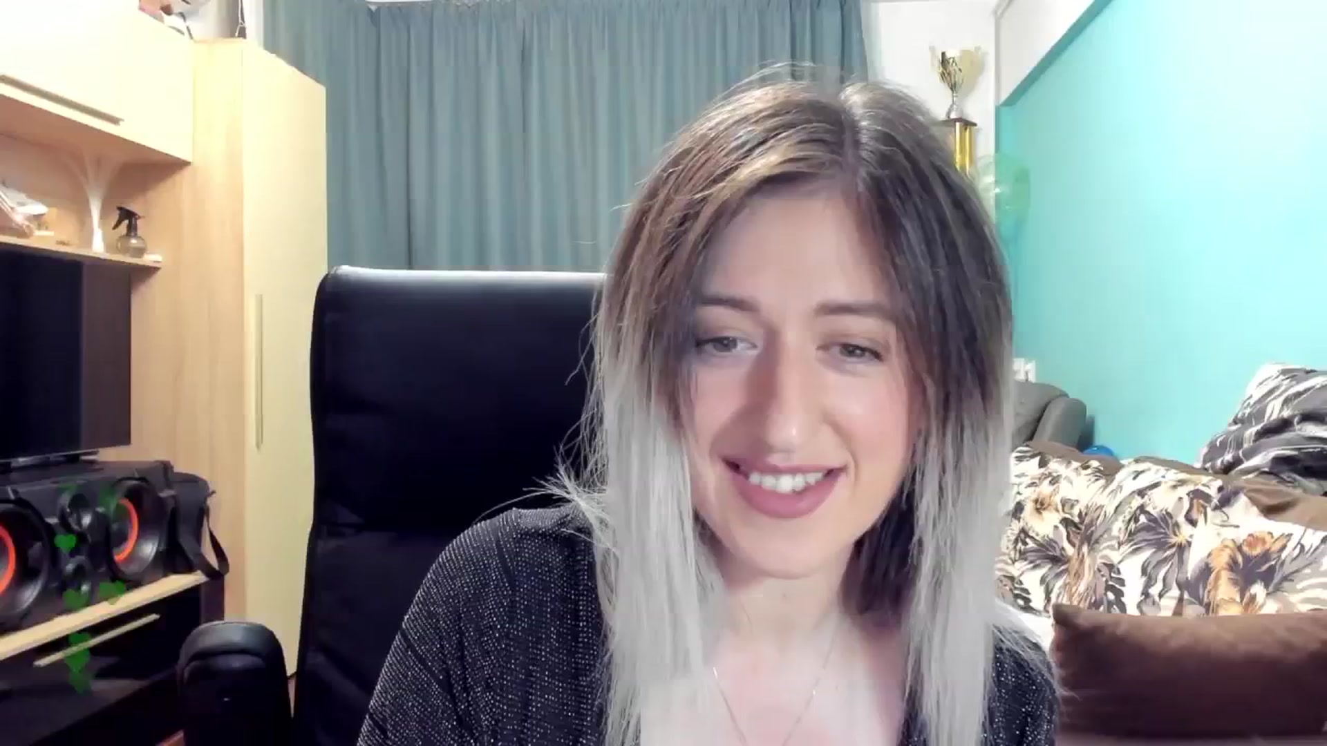 Gallery image thumbnail from SweetDelia_'s myfreecams stream on, 10/09/2024, 23:52 image 12 of 20