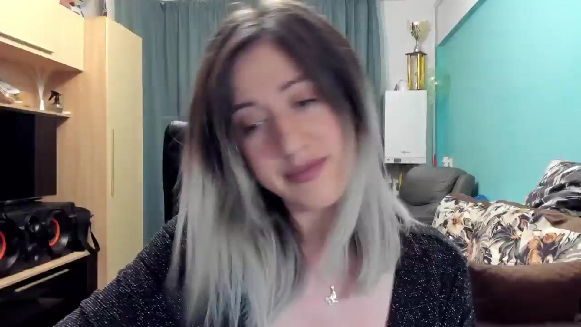 Gallery image thumbnail from SweetDelia_'s myfreecams stream on, 10/10/2024, 01:13 image 2 of 20