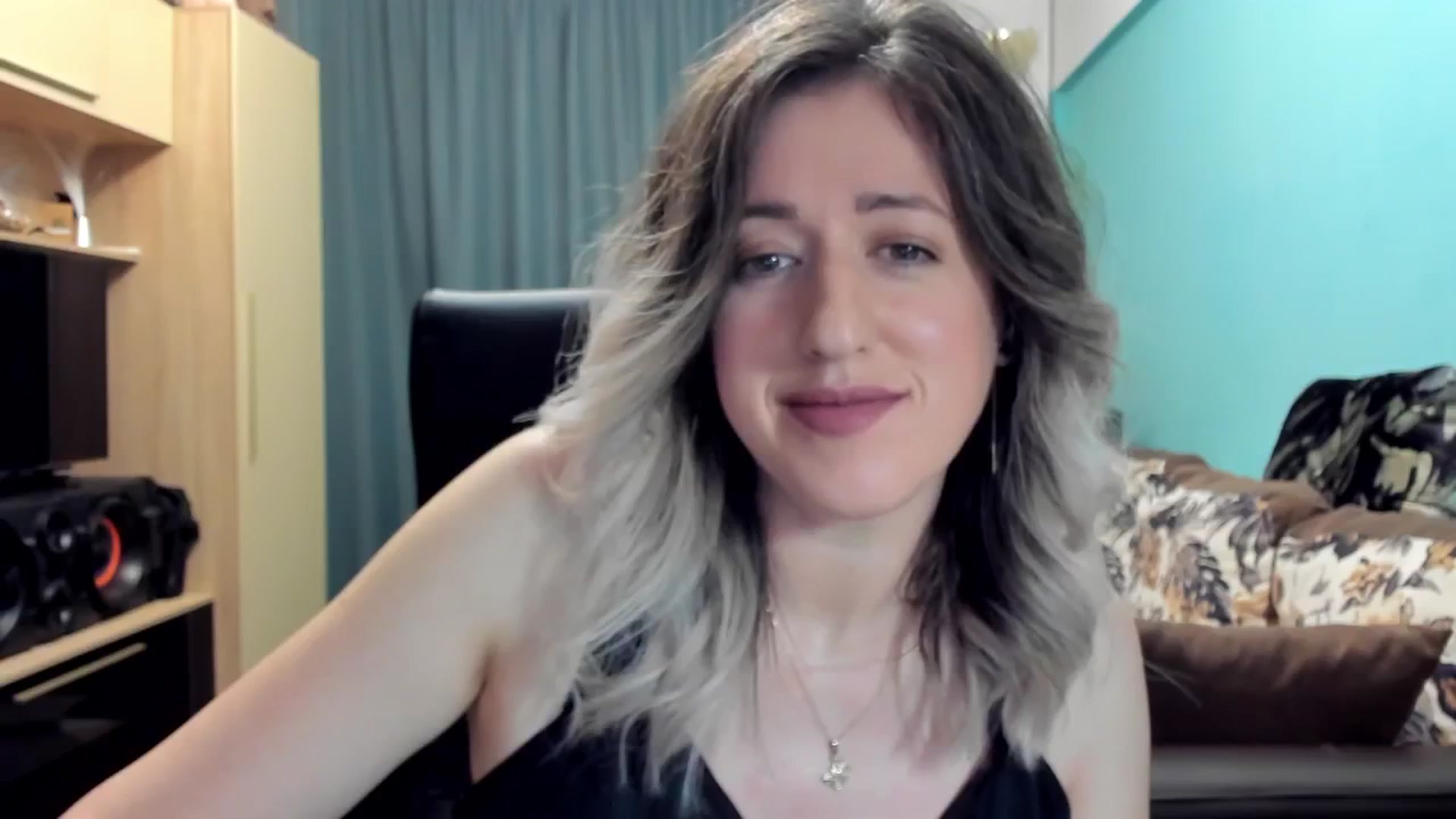 Gallery image thumbnail from SweetDelia_'s myfreecams stream on, 10/20/2024, 22:58 image 19 of 20