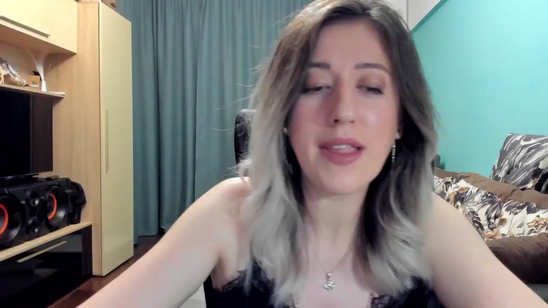 Gallery image thumbnail from SweetDelia_'s myfreecams stream on, 10/21/2024, 22:52 image 20 of 20