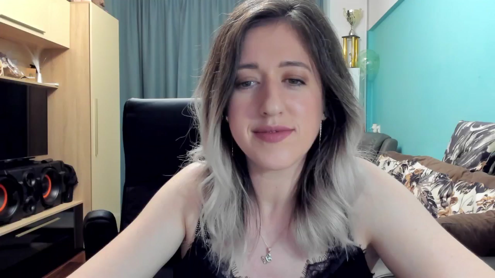 Gallery image thumbnail from SweetDelia_'s myfreecams stream on, 10/21/2024, 23:47 image 20 of 20