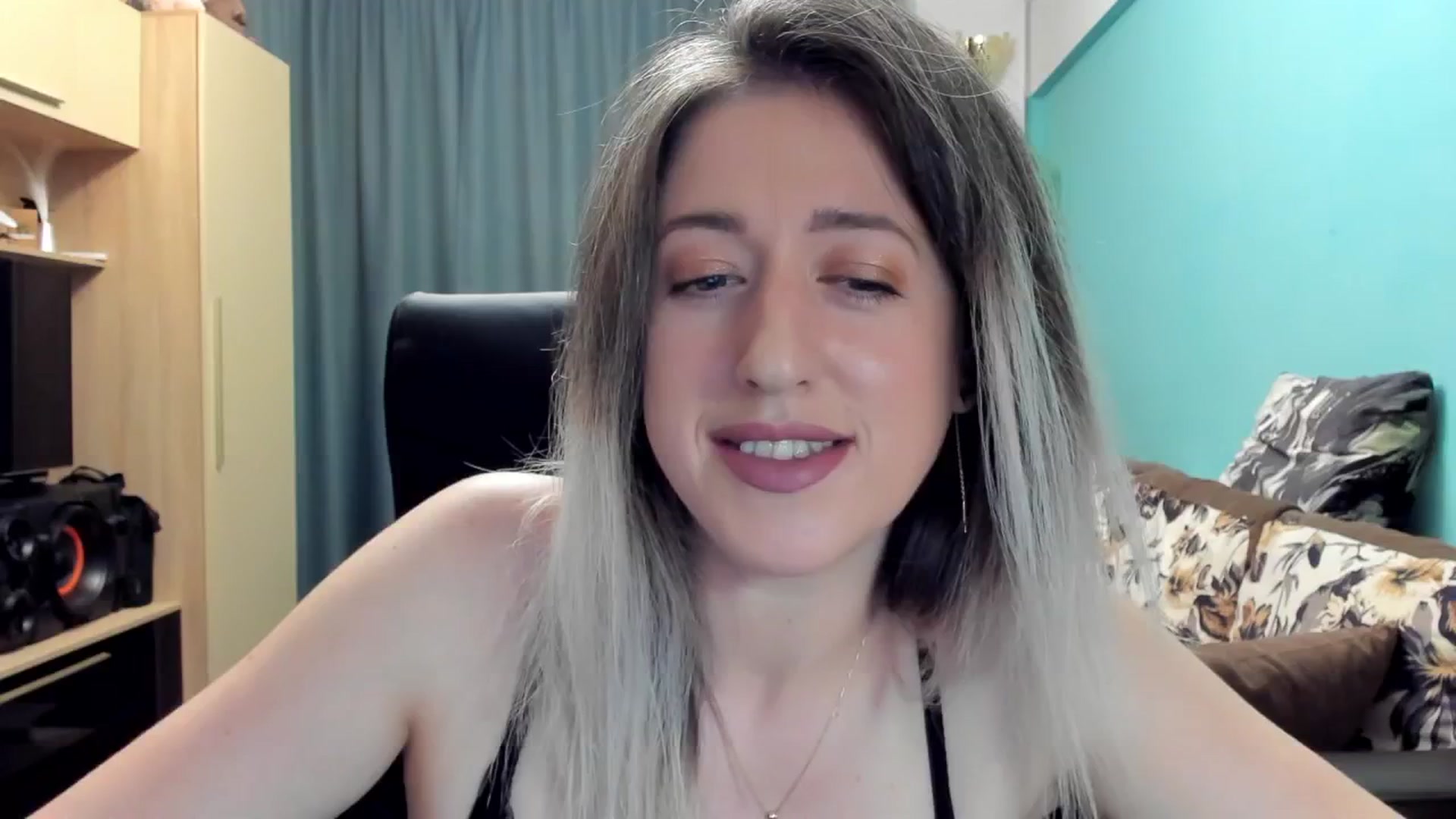 Gallery image thumbnail from SweetDelia_'s myfreecams stream on, 10/27/2024, 23:54 image 5 of 20