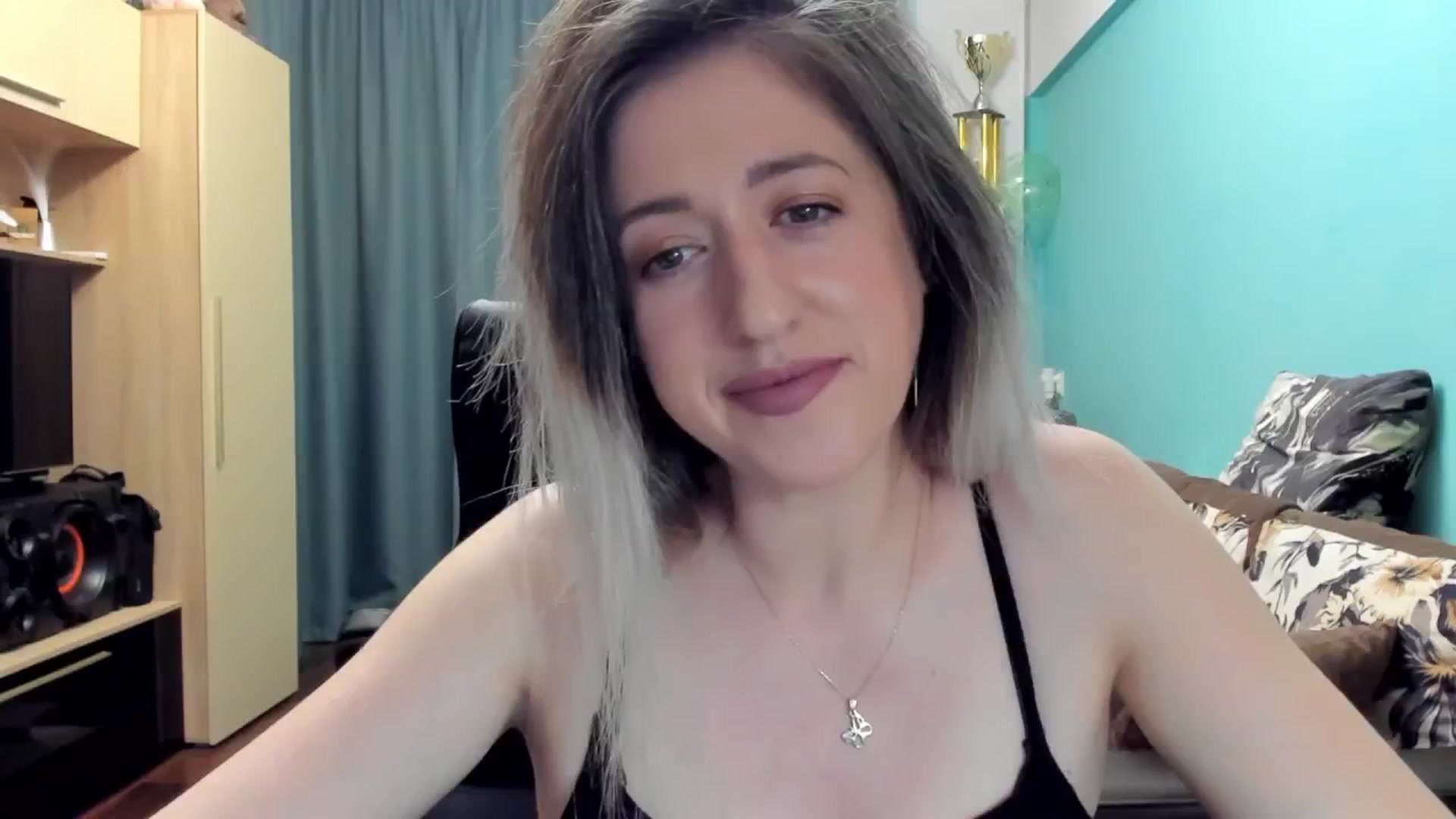 Gallery image thumbnail from SweetDelia_'s myfreecams stream on, 10/27/2024, 23:54 image 12 of 20