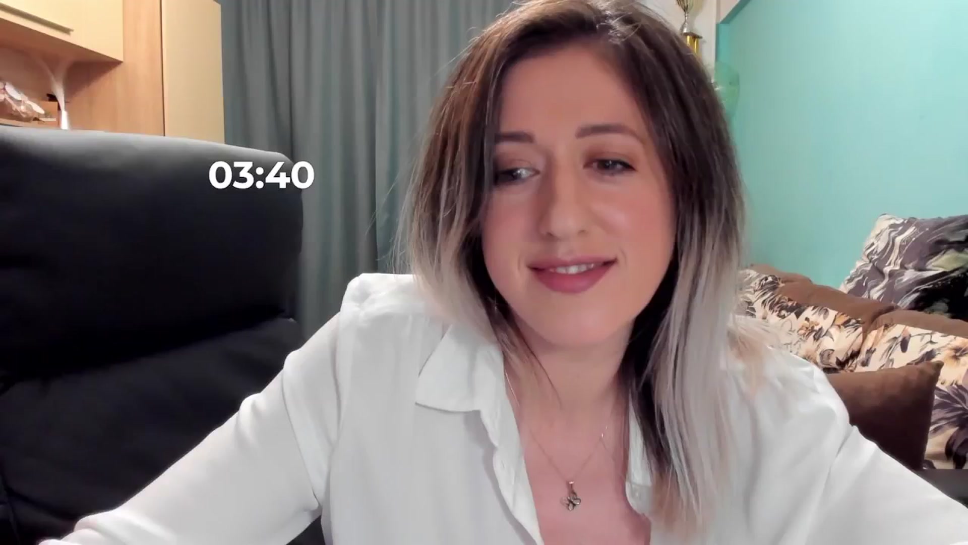 Gallery image thumbnail from SweetDelia_'s myfreecams stream on, 10/30/2024, 02:06 image 20 of 20