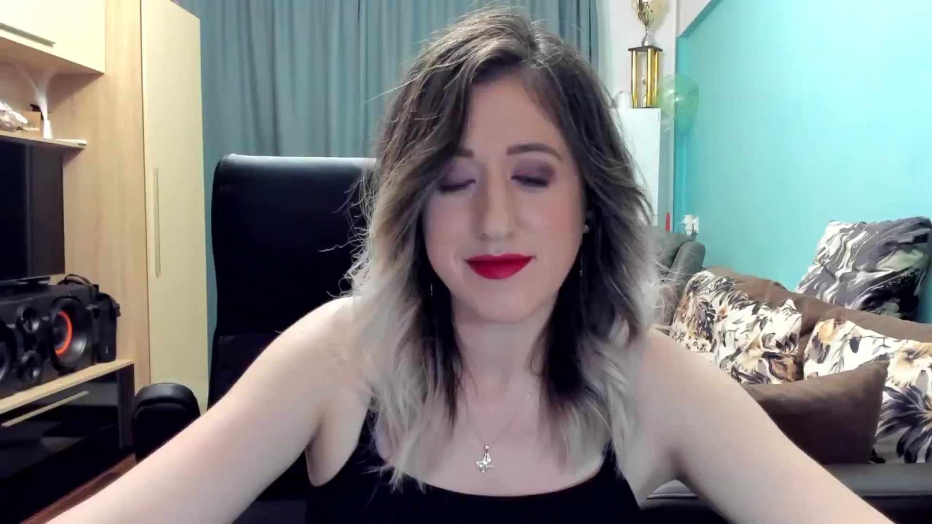 Gallery image thumbnail from SweetDelia_'s myfreecams stream on, 10/31/2024, 24:04 image 10 of 20
