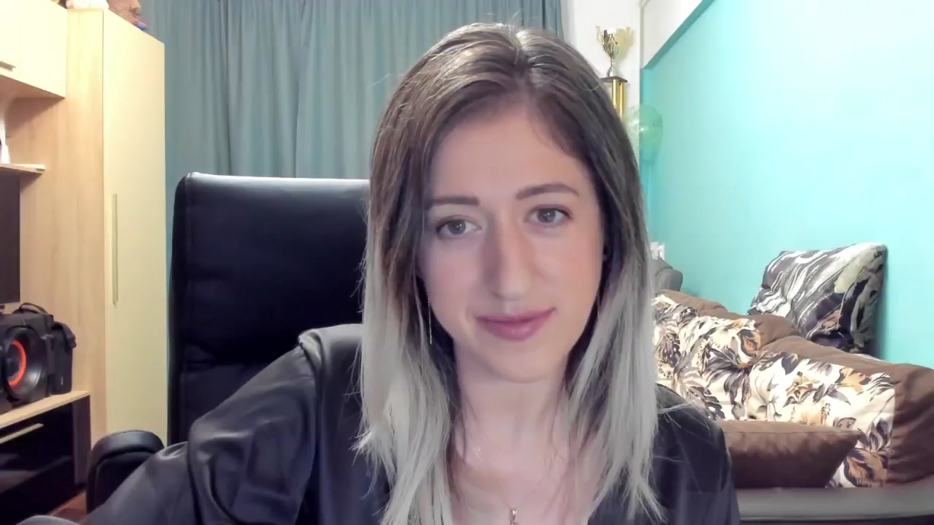 Gallery image thumbnail from SweetDelia_'s myfreecams stream on, 11/04/2024, 01:48 image 2 of 20