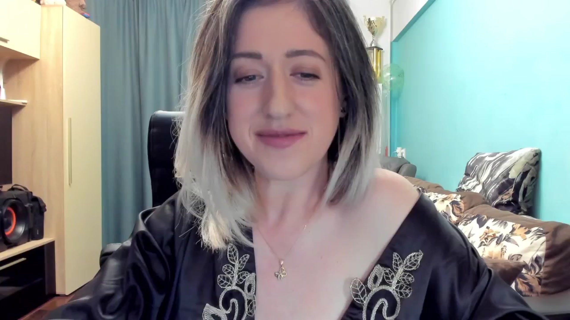 Gallery image thumbnail from SweetDelia_'s myfreecams stream on, 11/04/2024, 01:48 image 8 of 20