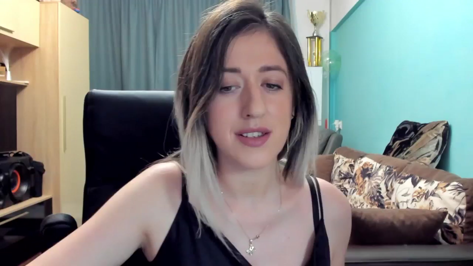 Gallery image thumbnail from SweetDelia_'s myfreecams stream on, 11/05/2024, 01:33 image 5 of 20