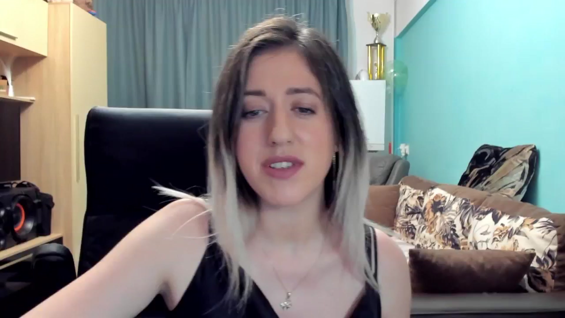 Gallery image thumbnail from SweetDelia_'s myfreecams stream on, 11/05/2024, 01:33 image 17 of 20