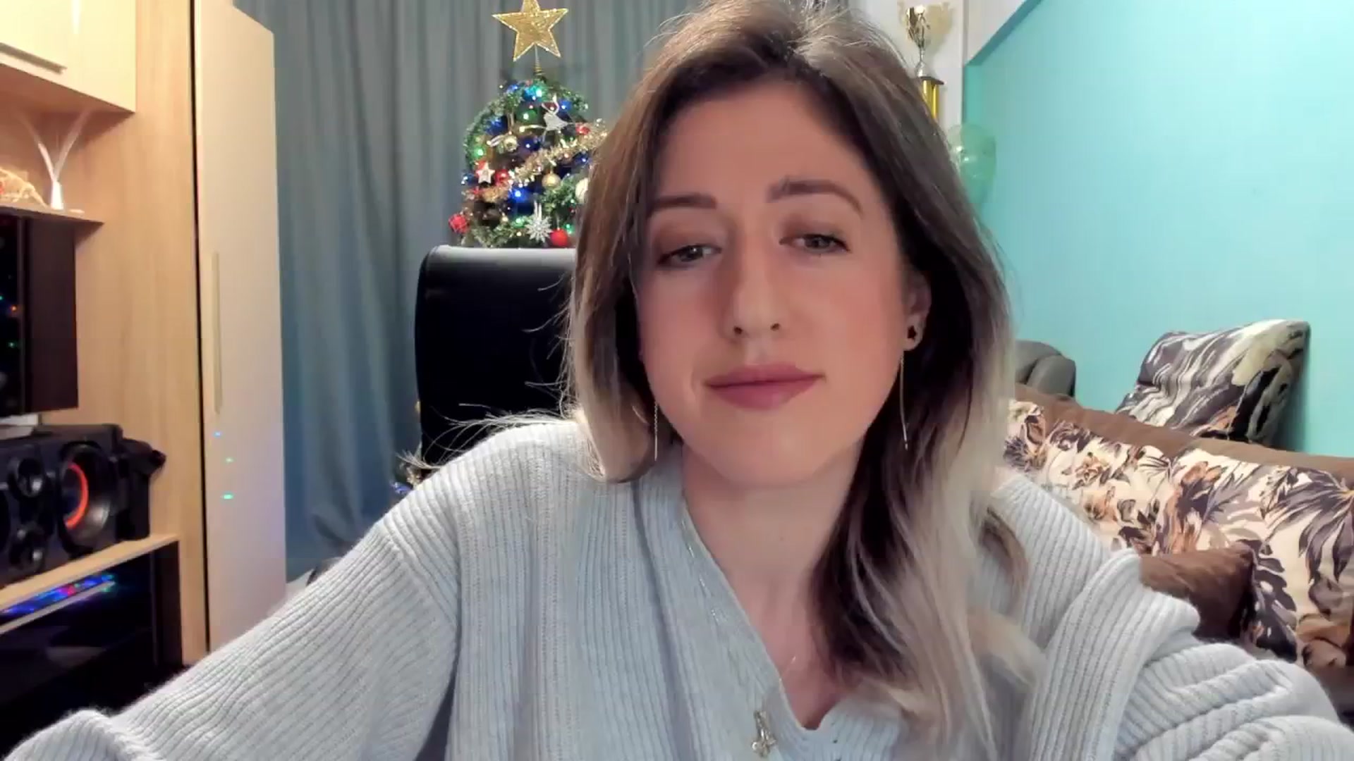 Gallery image thumbnail from SweetDelia_'s myfreecams stream on, 11/28/2024, 23:13 image 6 of 20