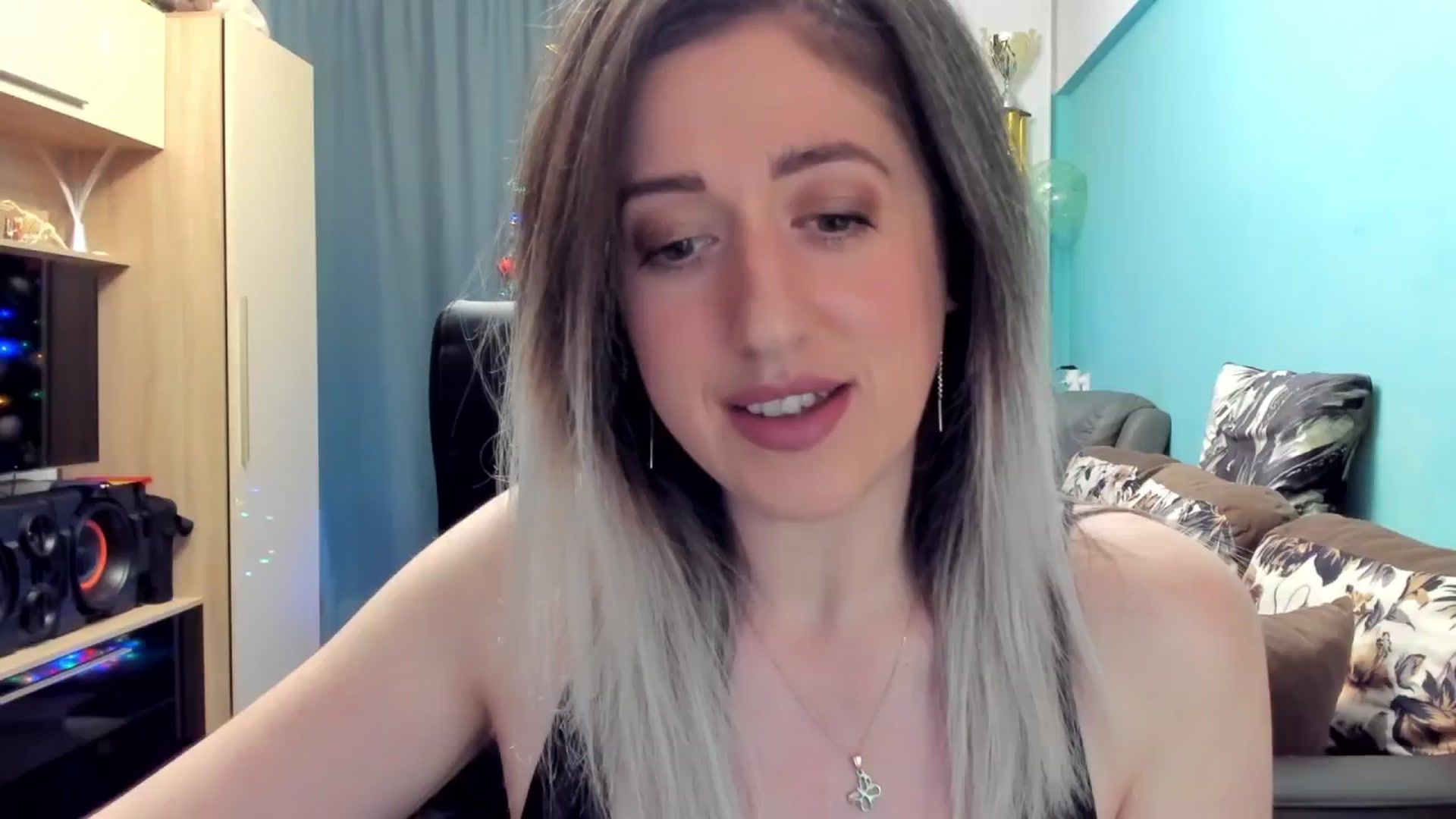 Gallery image thumbnail from SweetDelia_'s myfreecams stream on, 12/04/2024, 22:18 image 14 of 20