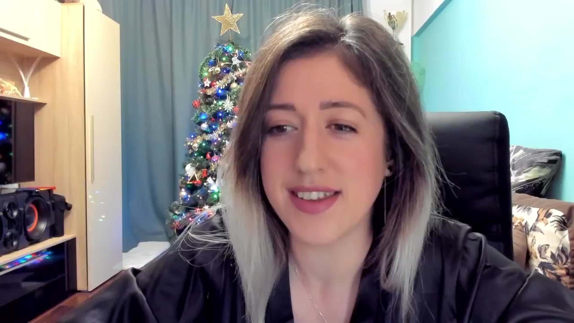 Gallery image thumbnail from SweetDelia_'s myfreecams stream on, 12/05/2024, 23:33 image 8 of 20