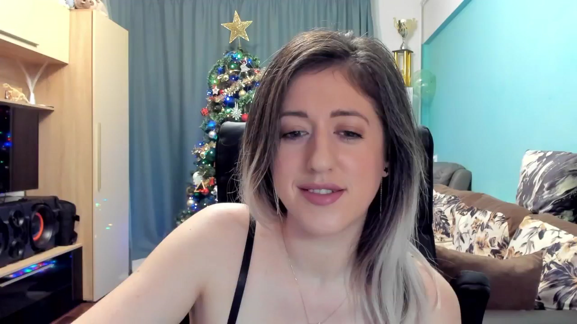 Gallery image thumbnail from SweetDelia_'s myfreecams stream on, 12/09/2024, 01:16 image 20 of 20