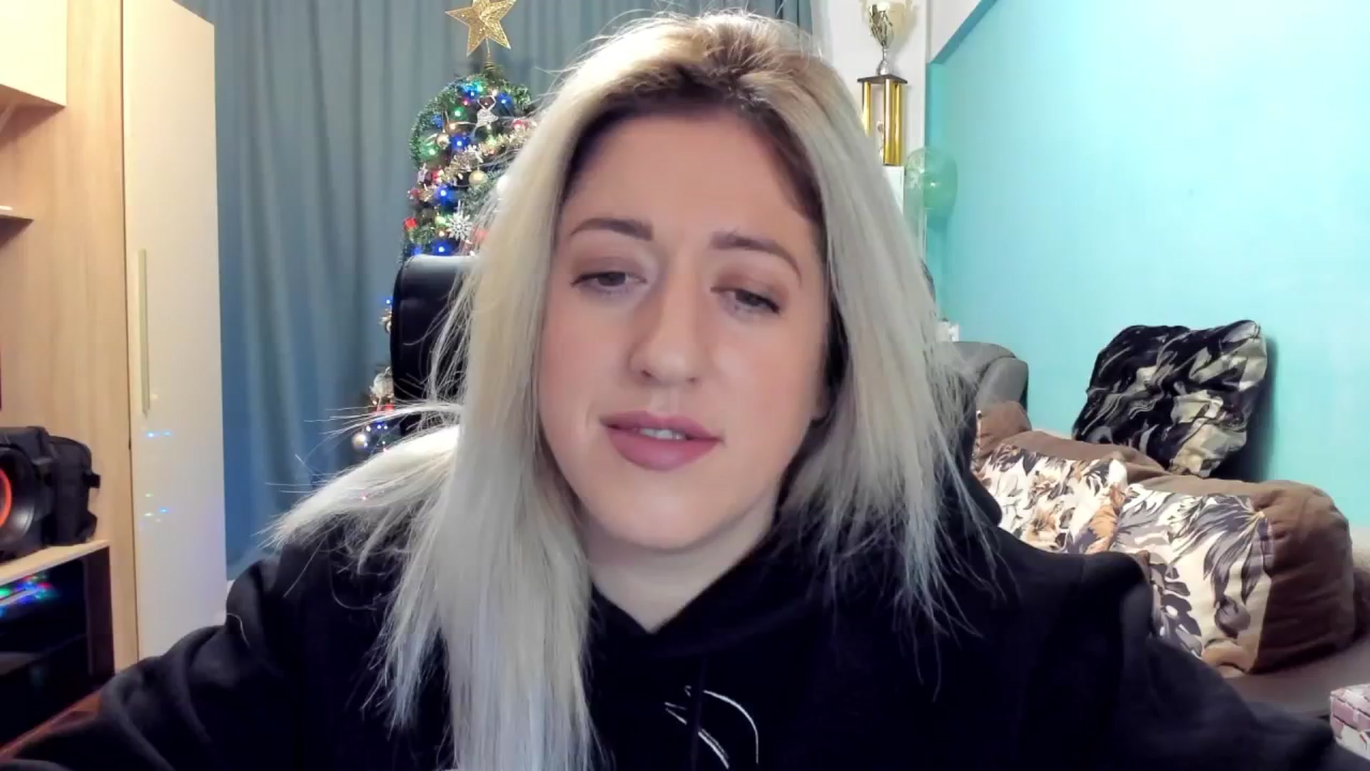 Gallery image thumbnail from SweetDelia_'s myfreecams stream on, 12/23/2024, 01:07 image 1 of 20