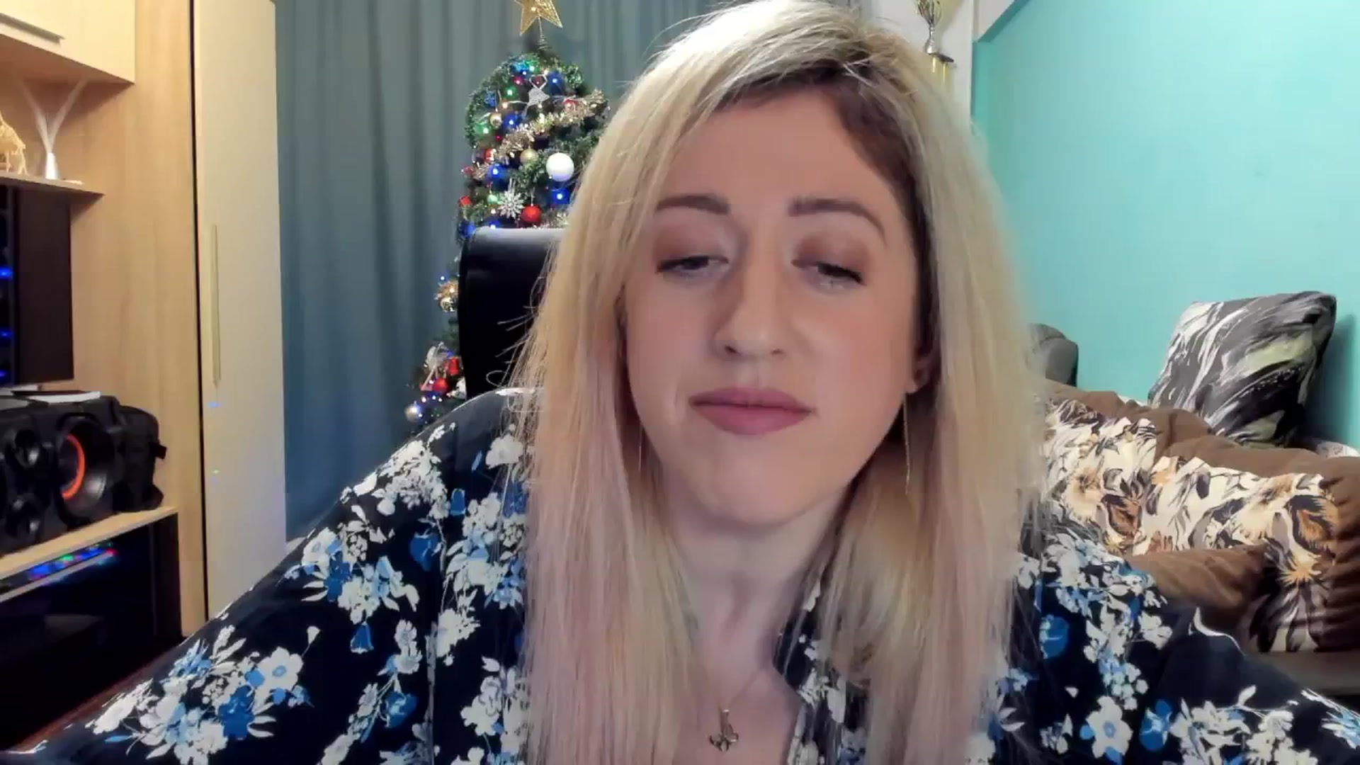 Gallery image thumbnail from SweetDelia_'s myfreecams stream on, 12/28/2024, 22:36 image 7 of 20
