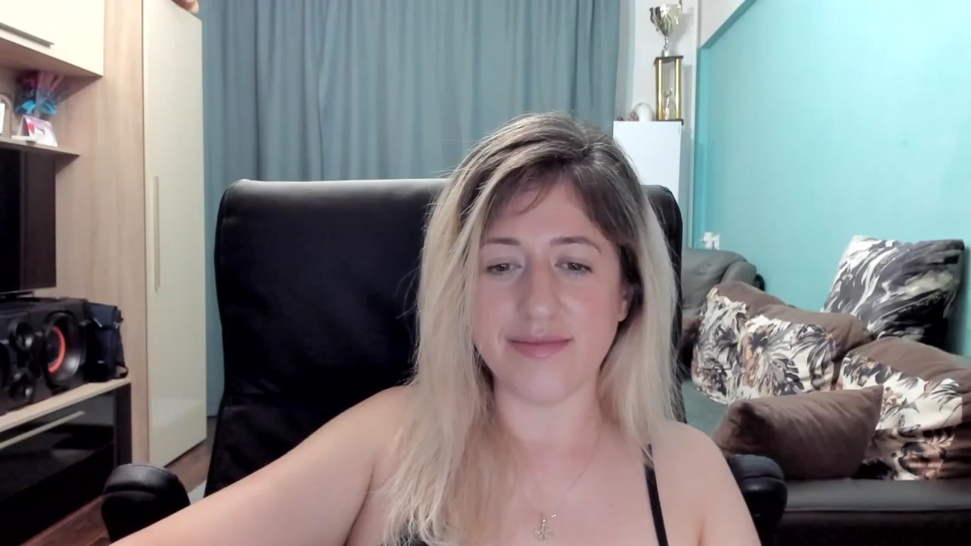 Gallery image thumbnail from SweetDelia_'s myfreecams stream on, 06/09/2025, 02:36 image 3 of 20