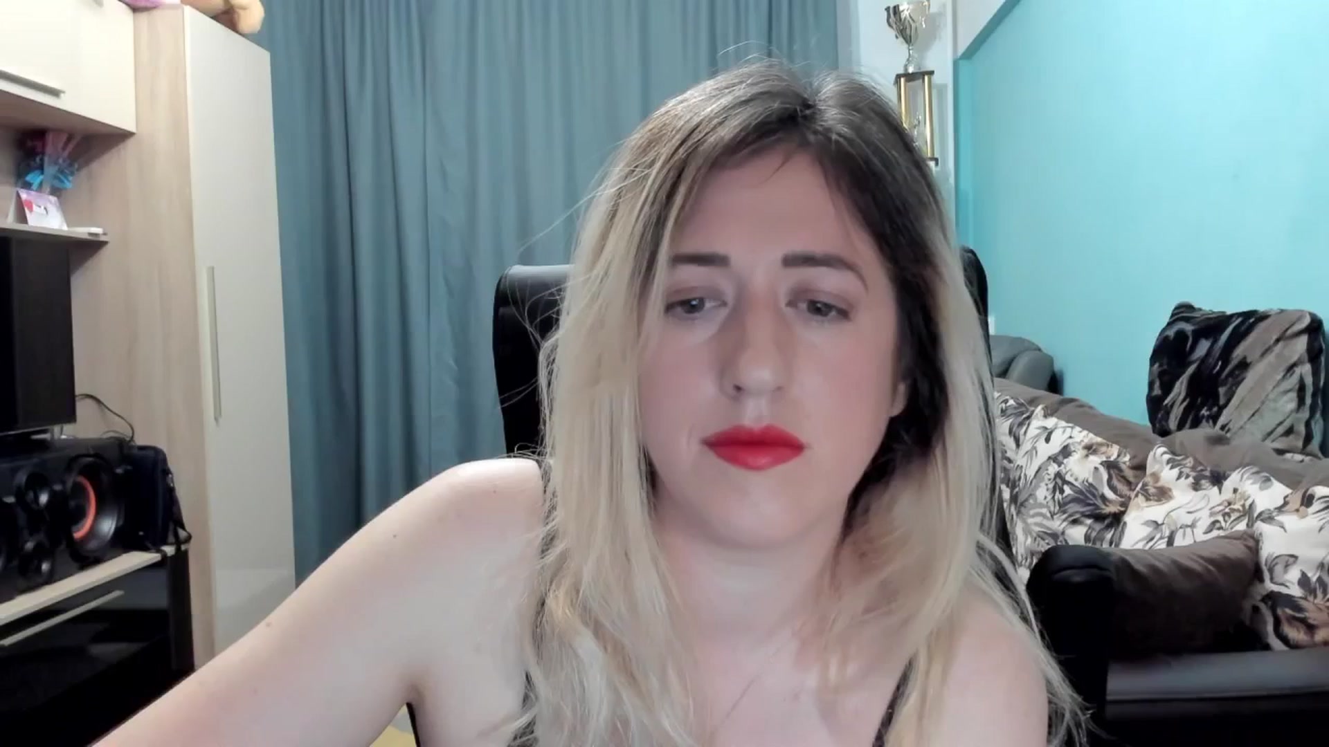 Gallery image thumbnail from SweetDelia_'s myfreecams stream on, 06/25/2025, 01:11 image 11 of 20