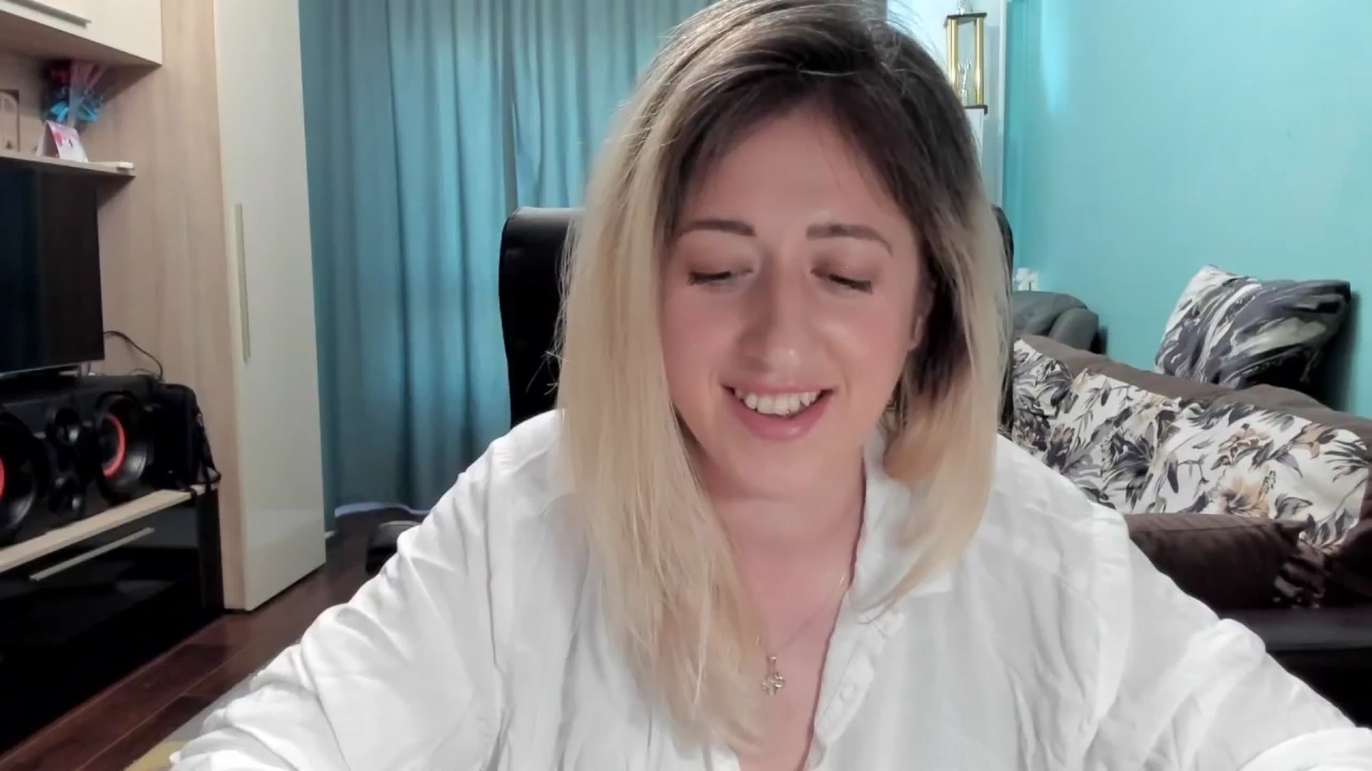 Gallery image thumbnail from SweetDelia_'s myfreecams stream on, 06/25/2025, 13:29 image 12 of 20