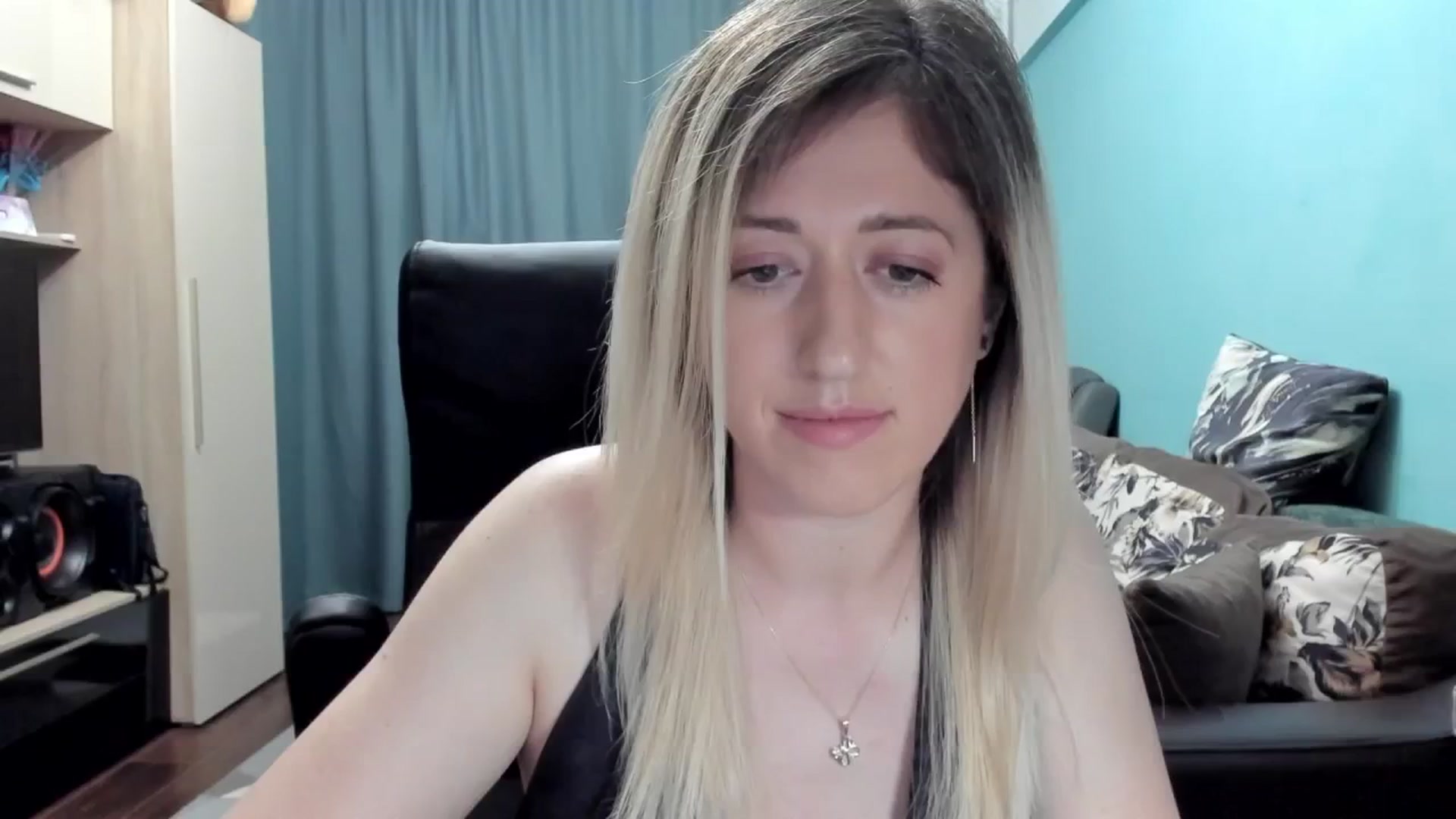 Gallery image thumbnail from SweetDelia_'s myfreecams stream on, 06/28/2025, 23:29 image 5 of 20