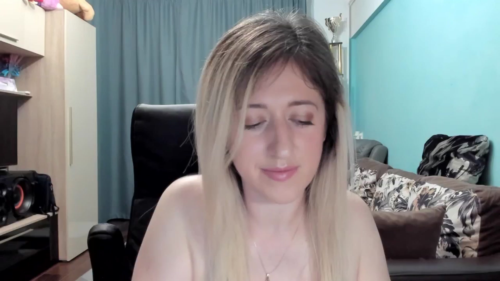 Gallery image thumbnail from SweetDelia_'s myfreecams stream on, 06/29/2025, 20:20 image 12 of 20