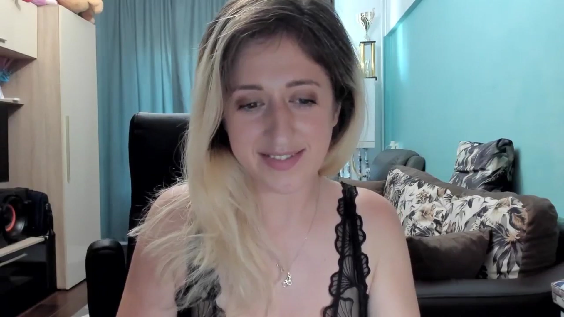 Gallery image thumbnail from SweetDelia_'s myfreecams stream on, 07/23/2025, 11:16 image 18 of 20