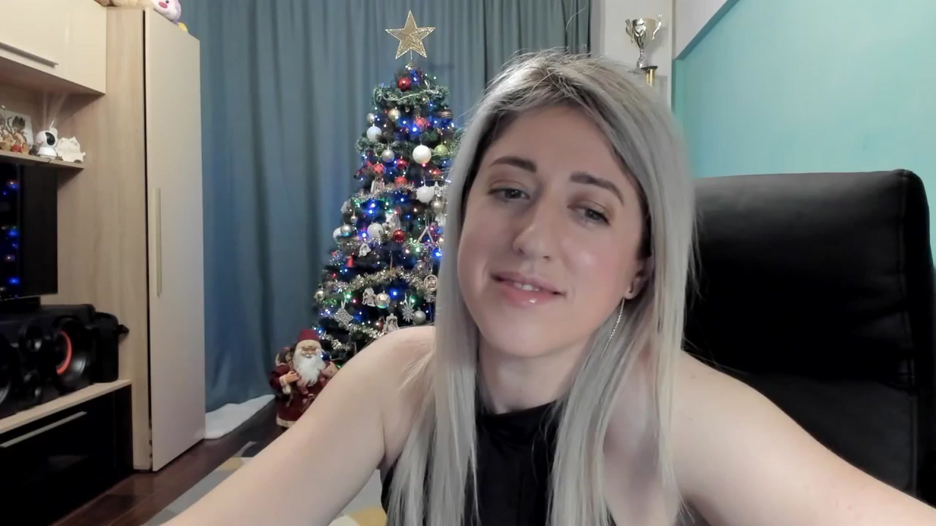 Gallery image thumbnail from SweetDelia_'s myfreecams stream on, 12/14/2025, 24:58 image 14 of 20