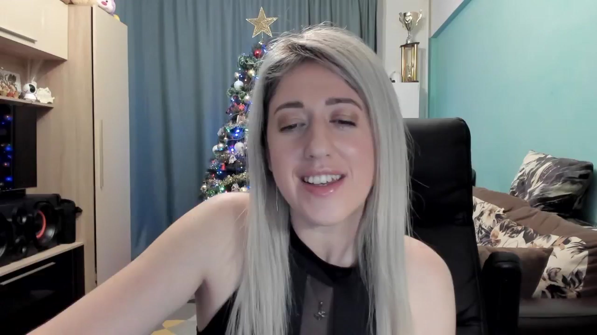 Gallery image thumbnail from SweetDelia_'s myfreecams stream on, 12/14/2025, 24:58 image 18 of 20