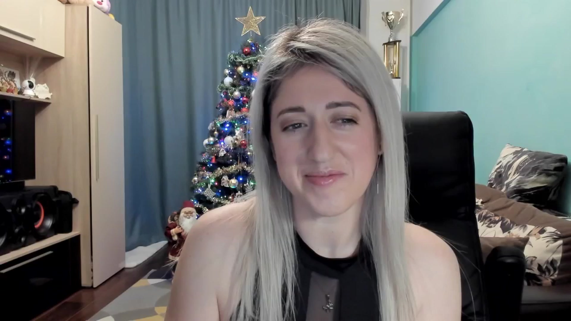 Gallery image thumbnail from SweetDelia_'s myfreecams stream on, 12/14/2025, 24:58 image 2 of 20